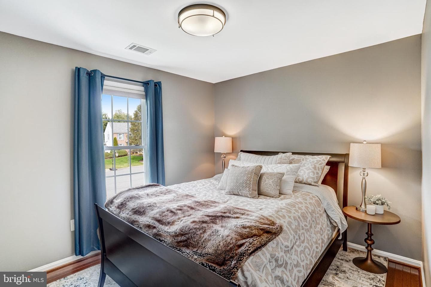 9009 Digory Court photo 12