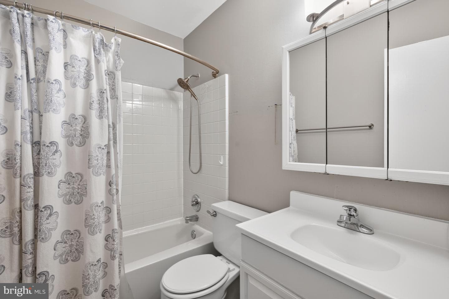 9909 Lakepointe Drive photo 41