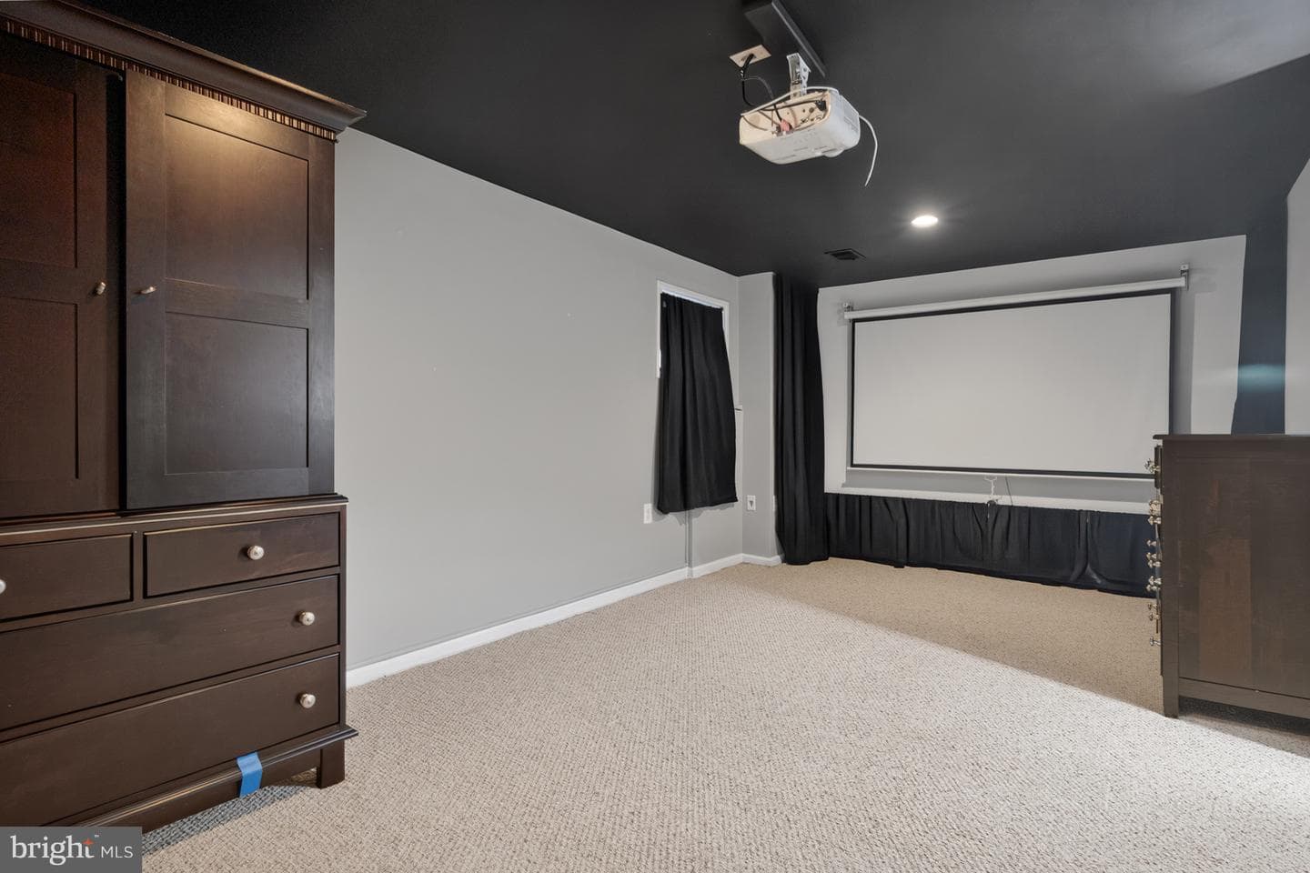 9909 Lakepointe Drive photo 42