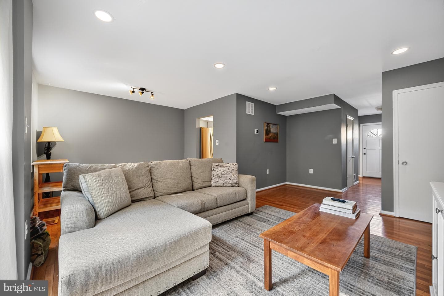 9909 Lakepointe Drive photo 43