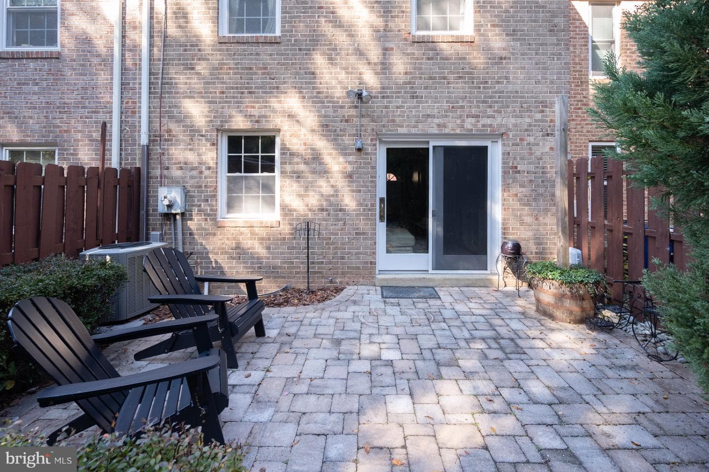 9909 Lakepointe Drive photo 53