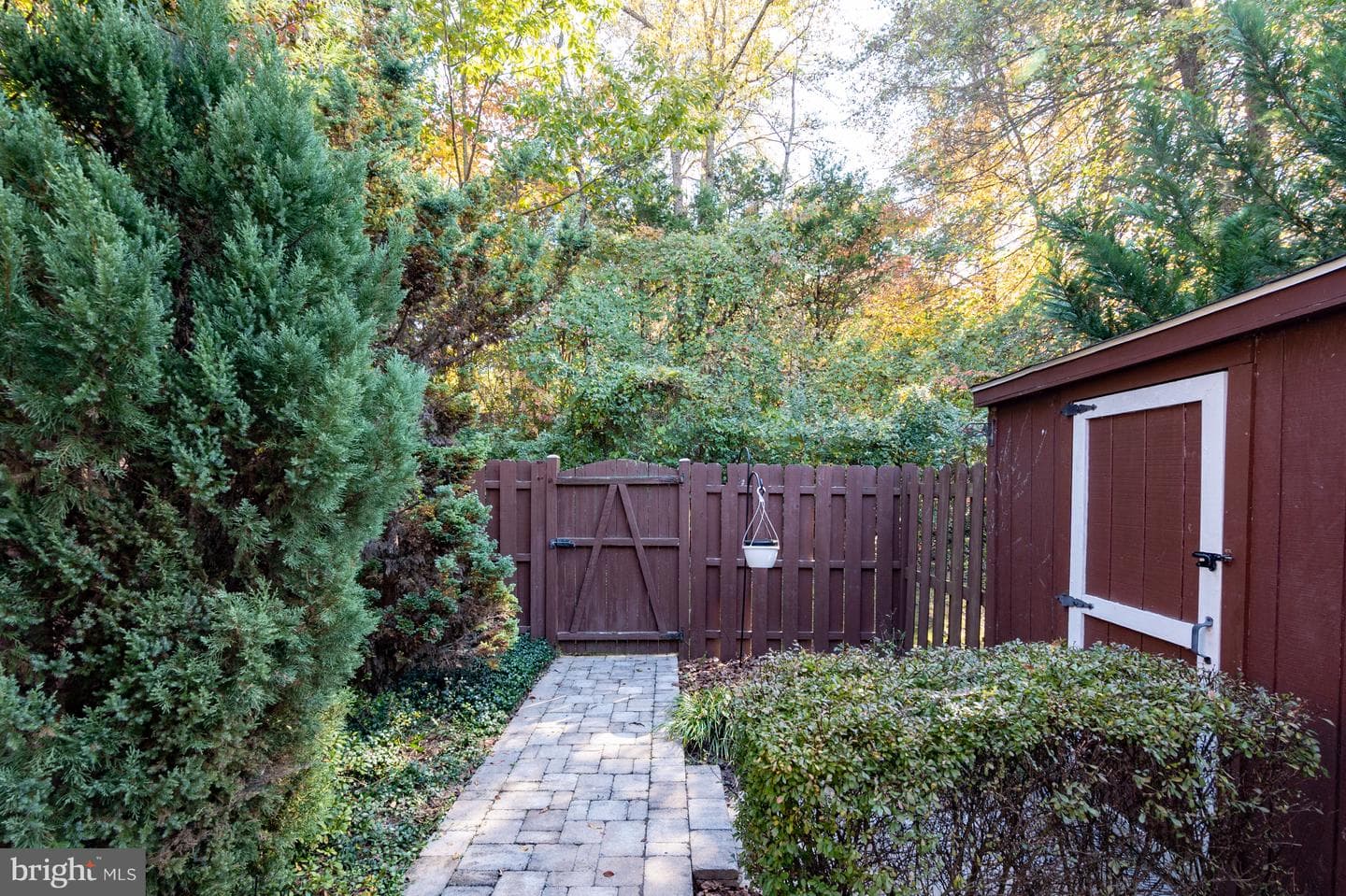 9909 Lakepointe Drive photo 56