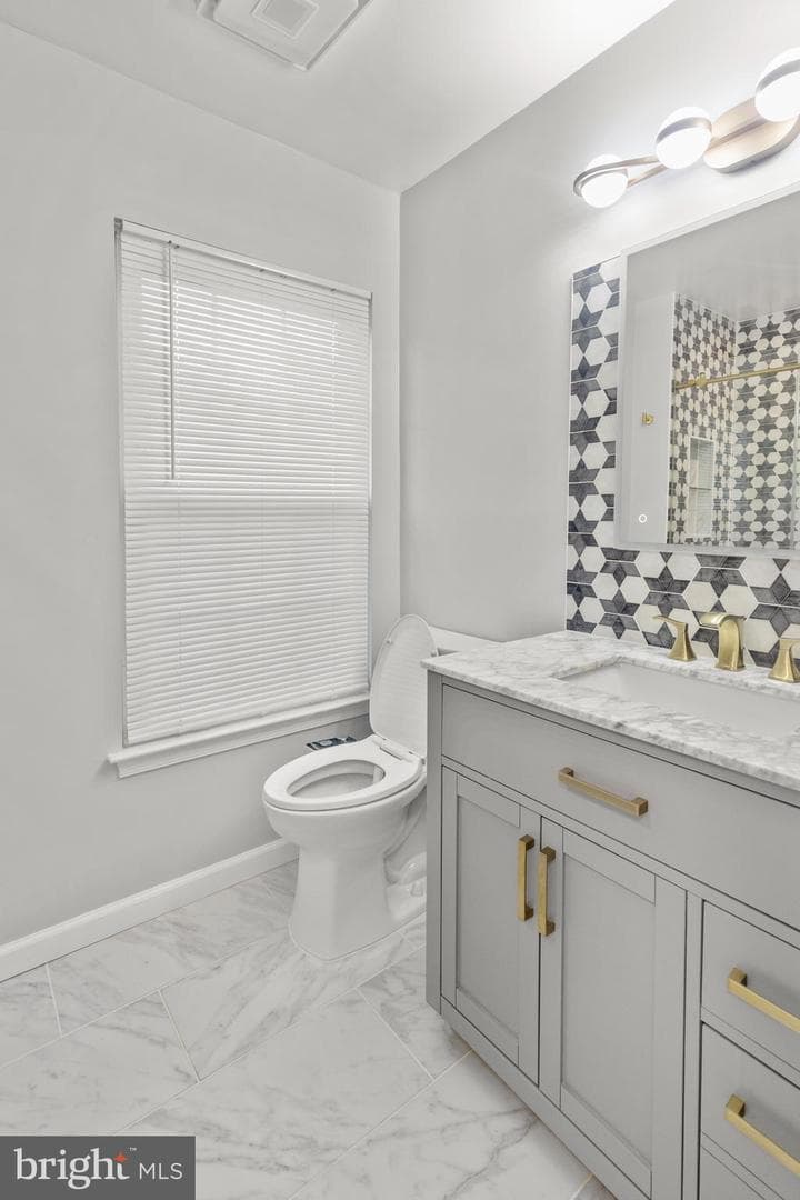 4528 Waverly Crossing Lane photo 10