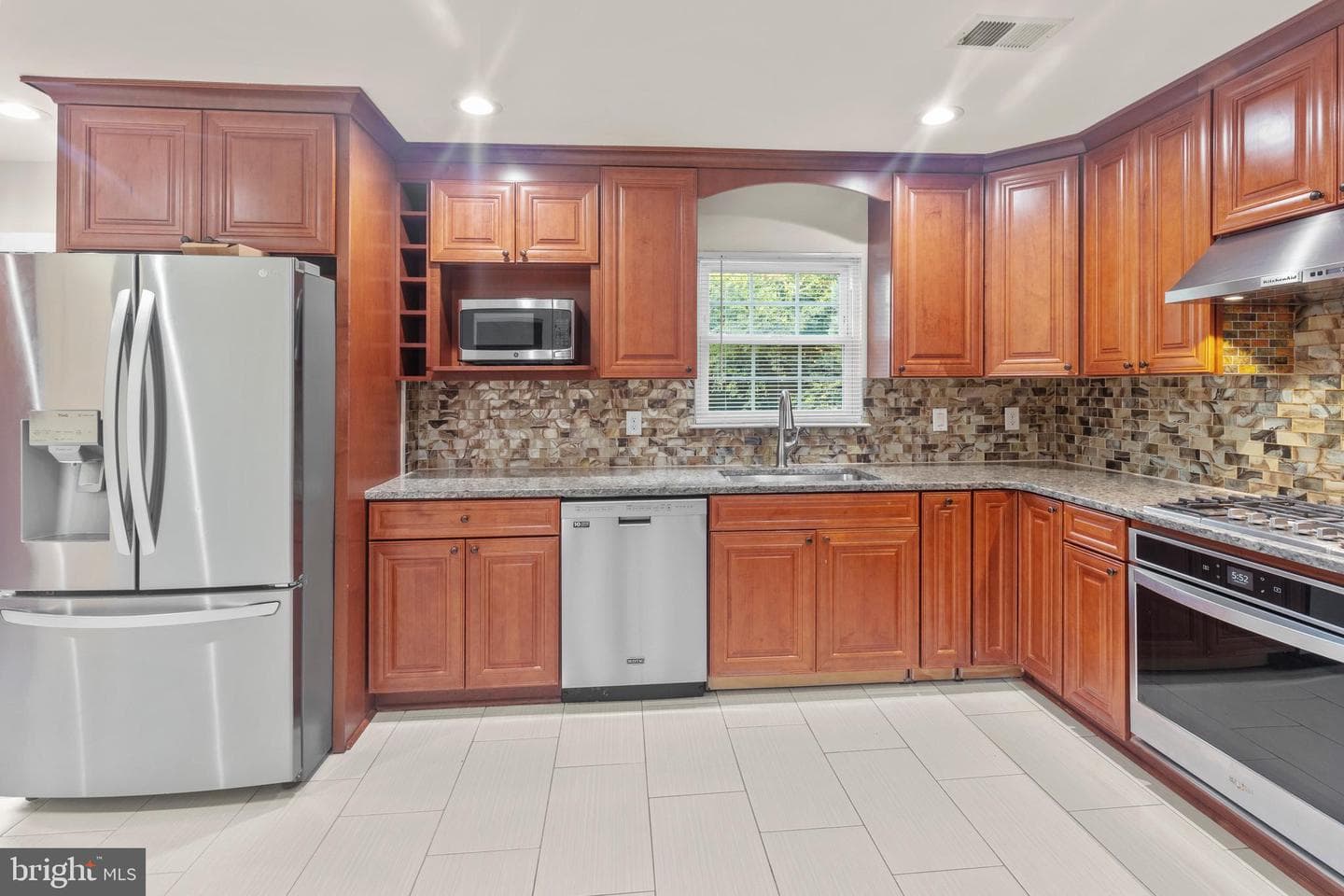 4528 Waverly Crossing Lane photo 32