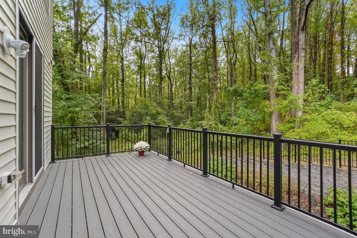 7762 Belvale Drive photo 25