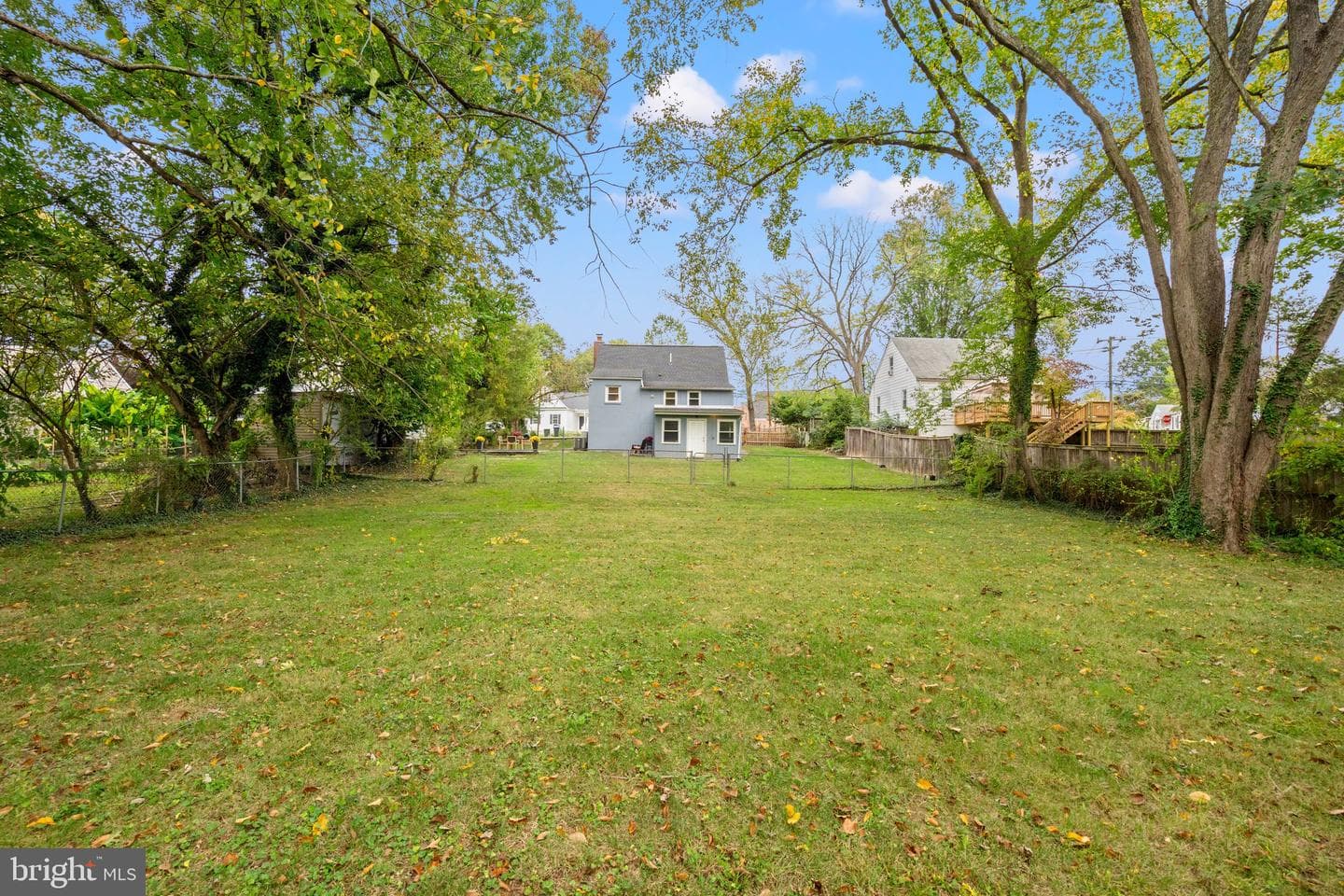 5005 Rosemont Avenue photo 45