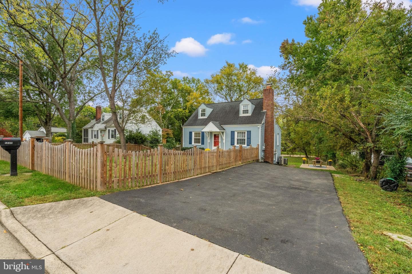 5005 Rosemont Avenue photo 47