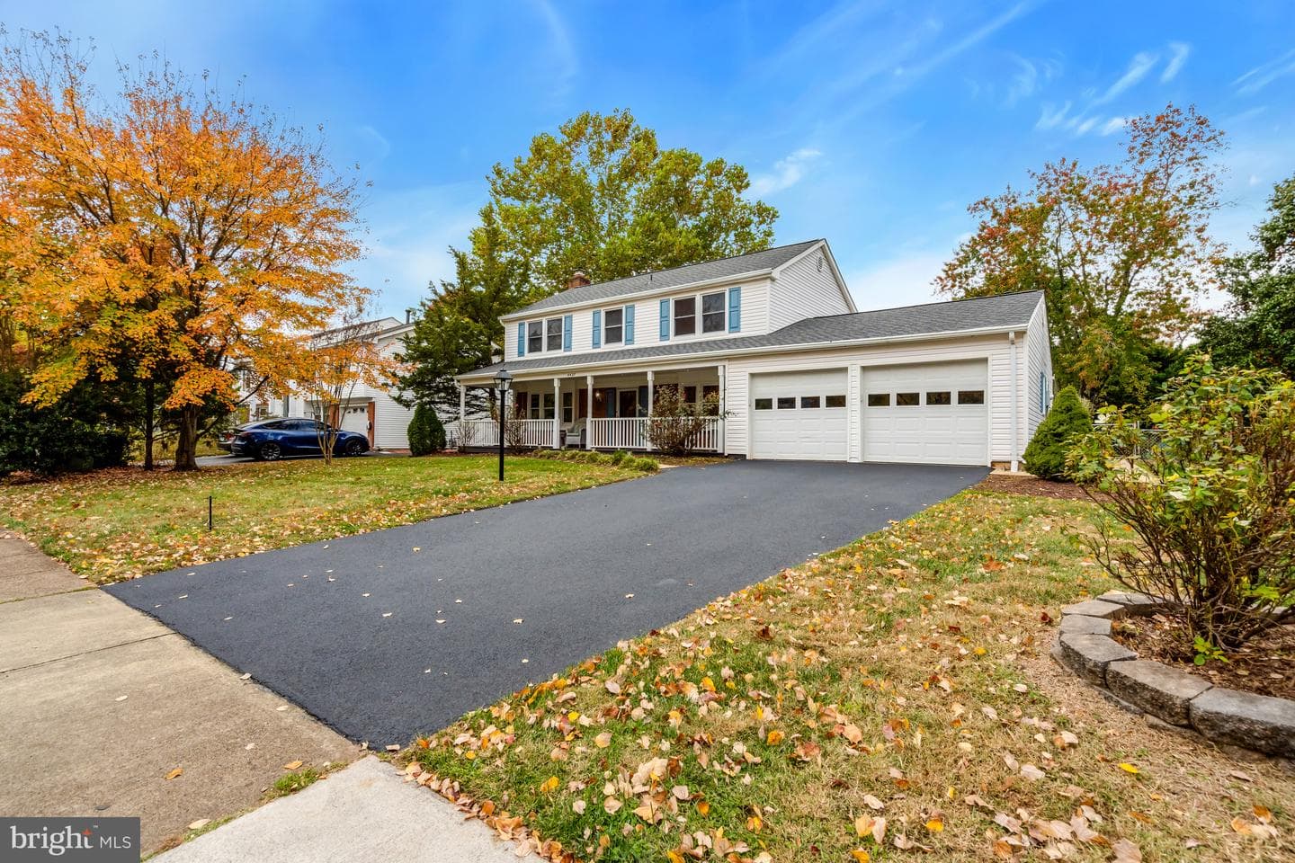 4427 Majestic Lane photo 3