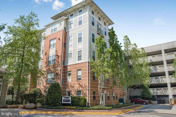 9486 Virginia Center Boulevard #203 photo 1