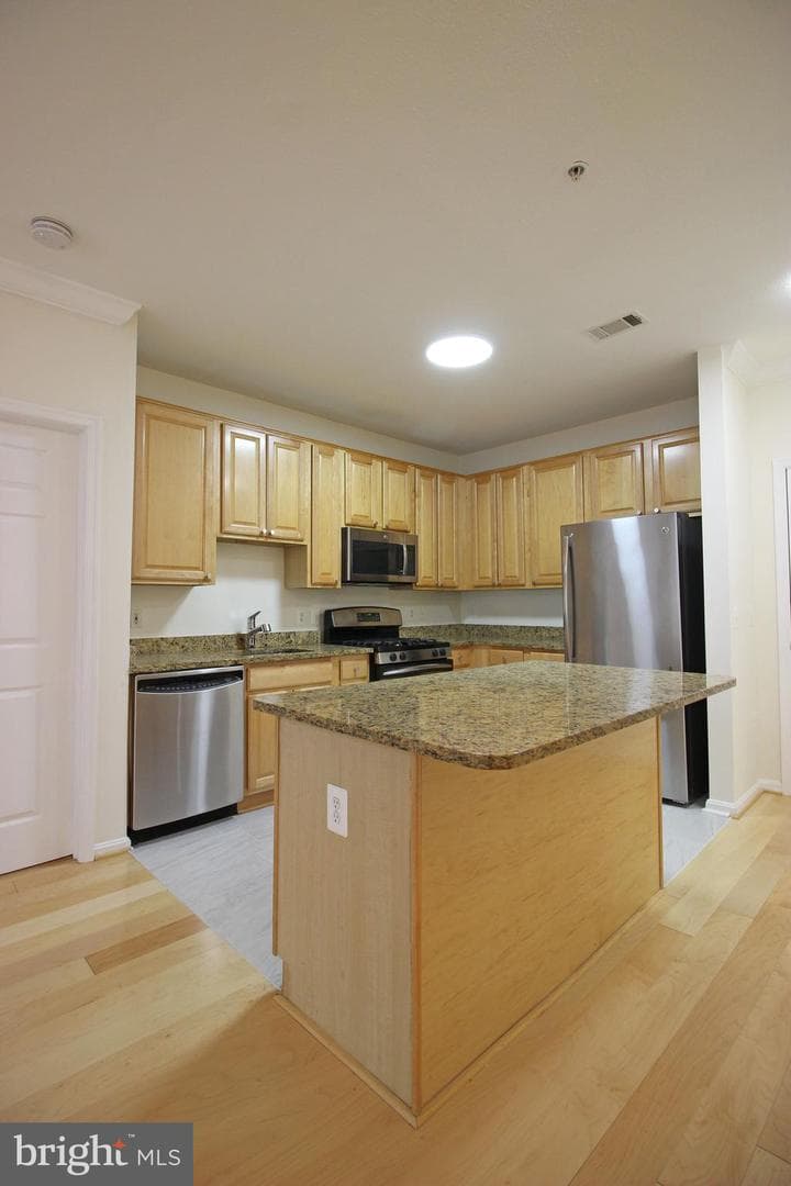9486 Virginia Center Boulevard #203 photo 3