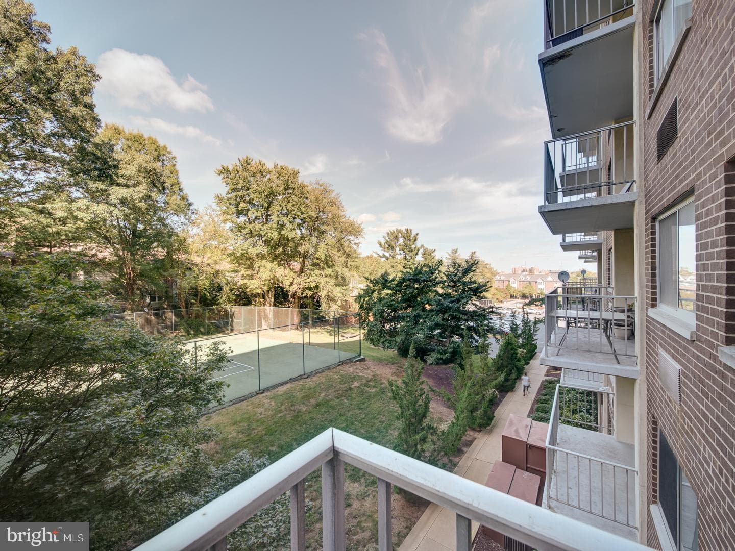 2059 Huntington Ave # 300 photo 22