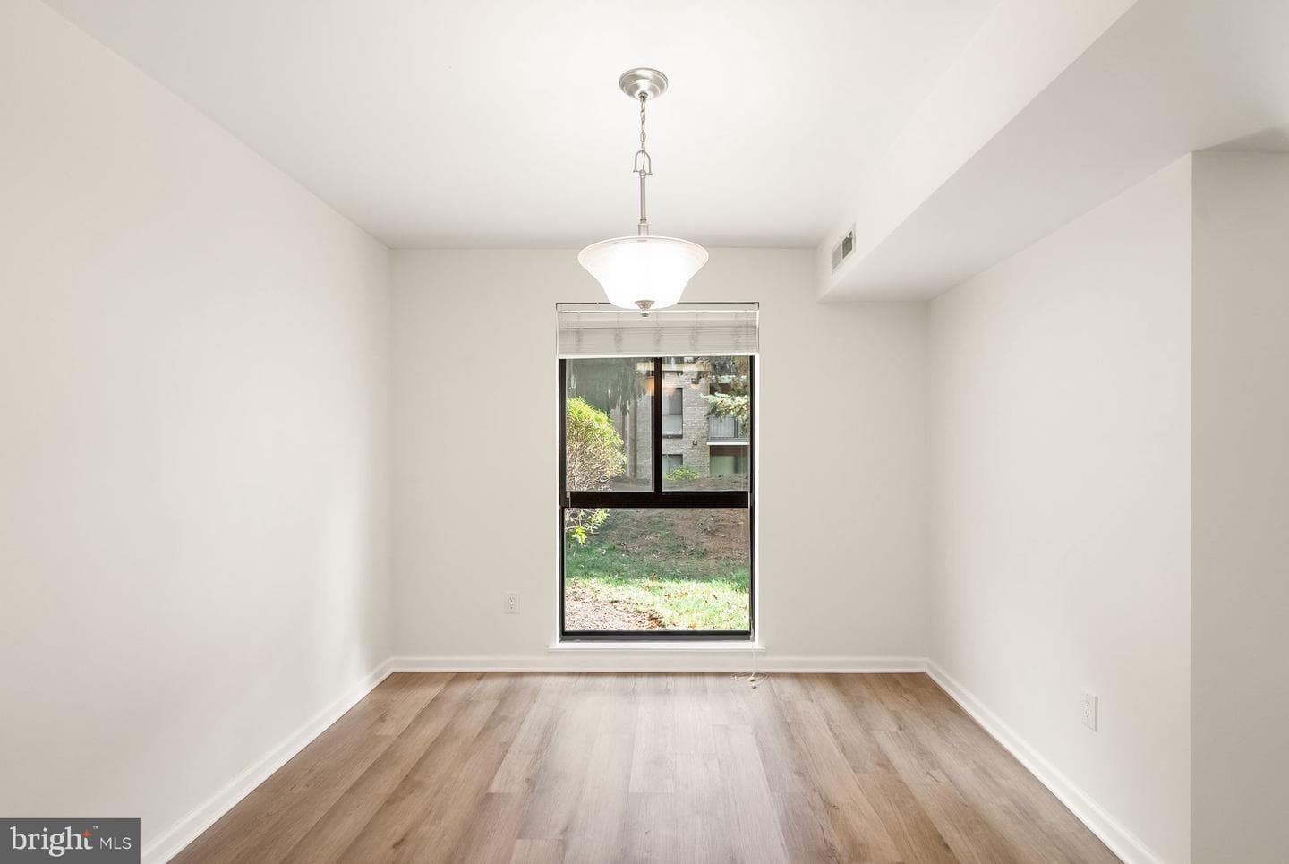 2042 Royal Fern Court #1b photo 26