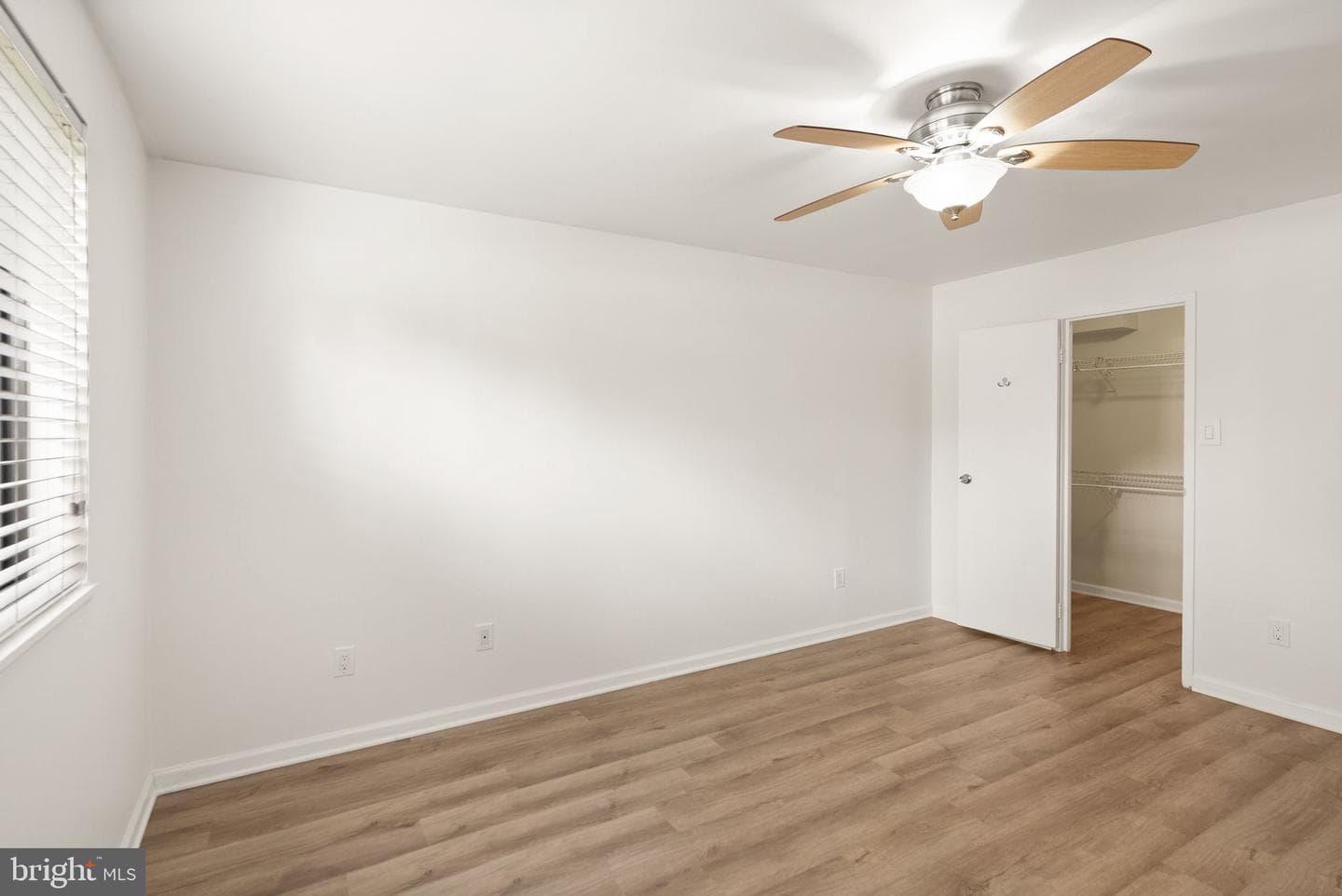 2042 Royal Fern Court #1b photo 30
