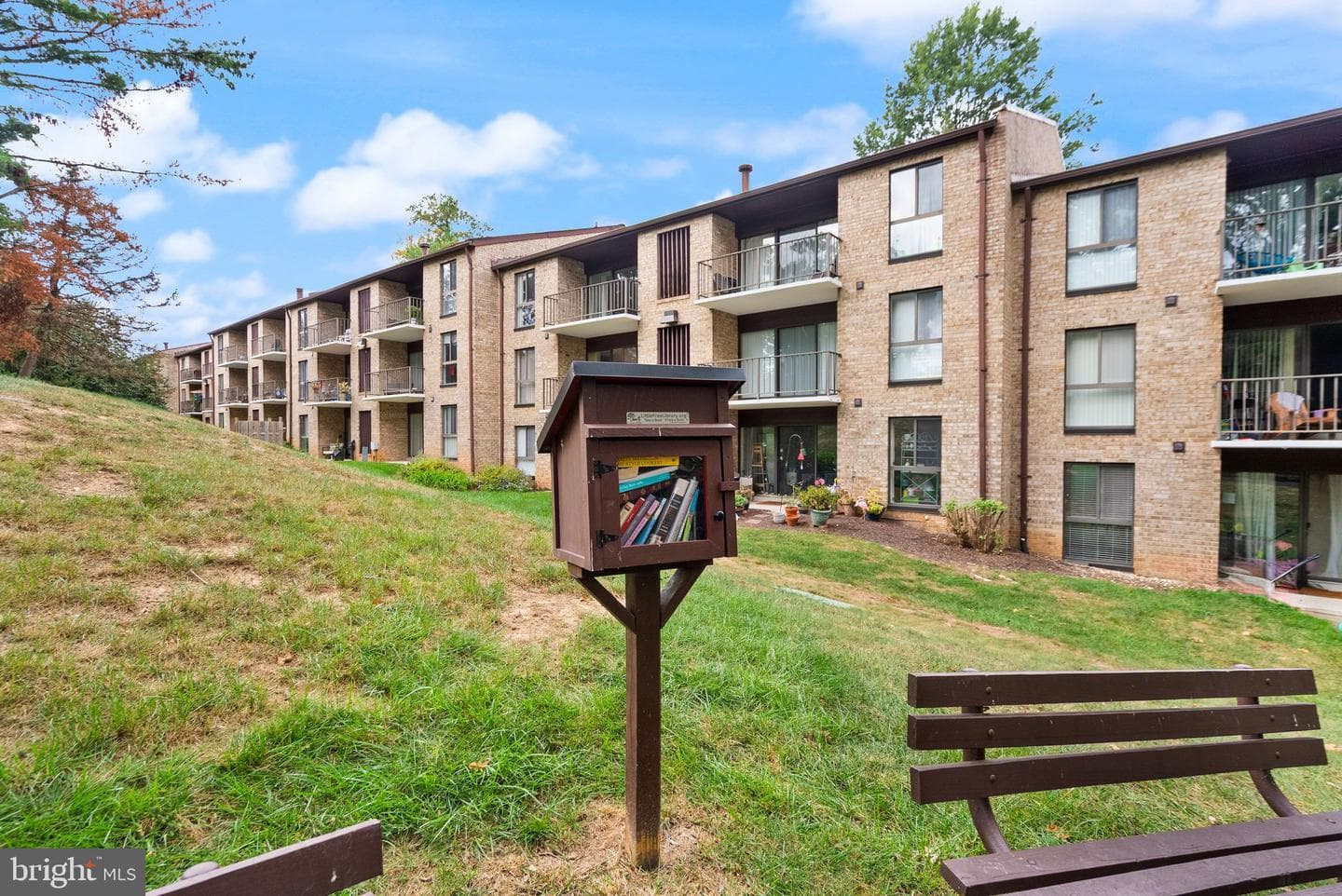 2042 Royal Fern Court #1b photo 40
