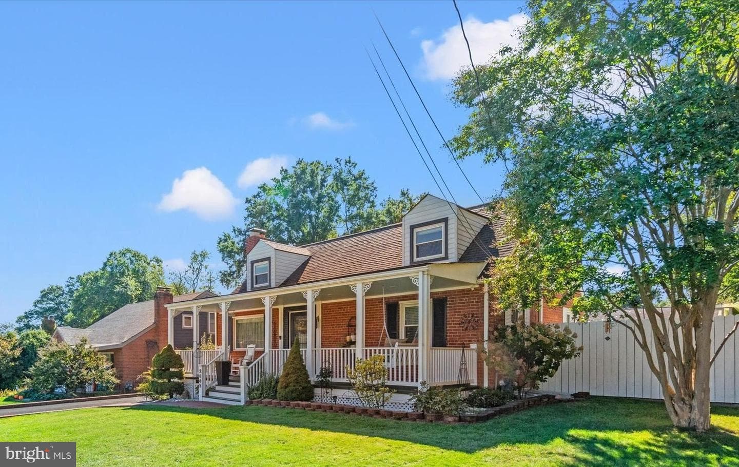 2605 Phillips Drive photo 2