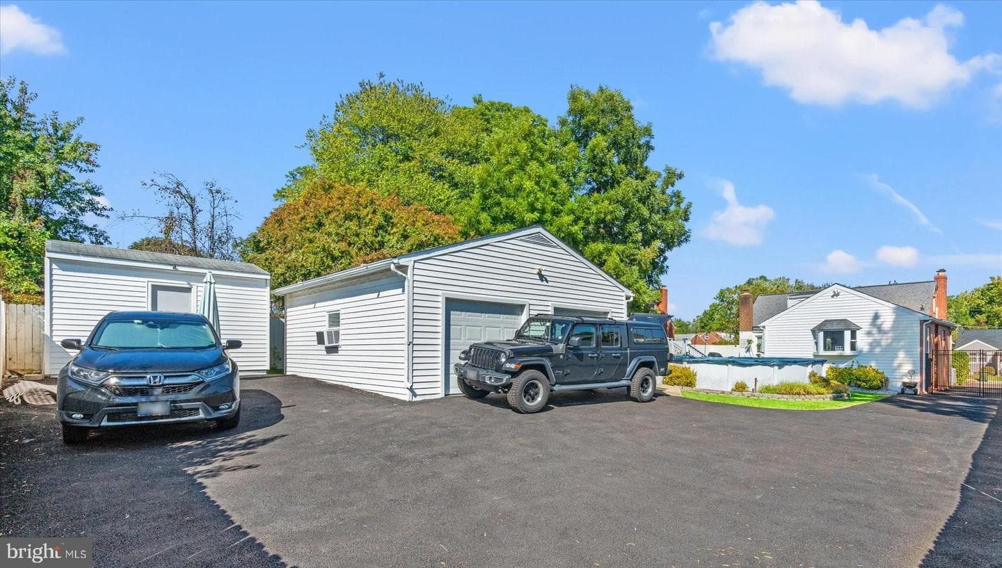 2605 Phillips Drive photo 61