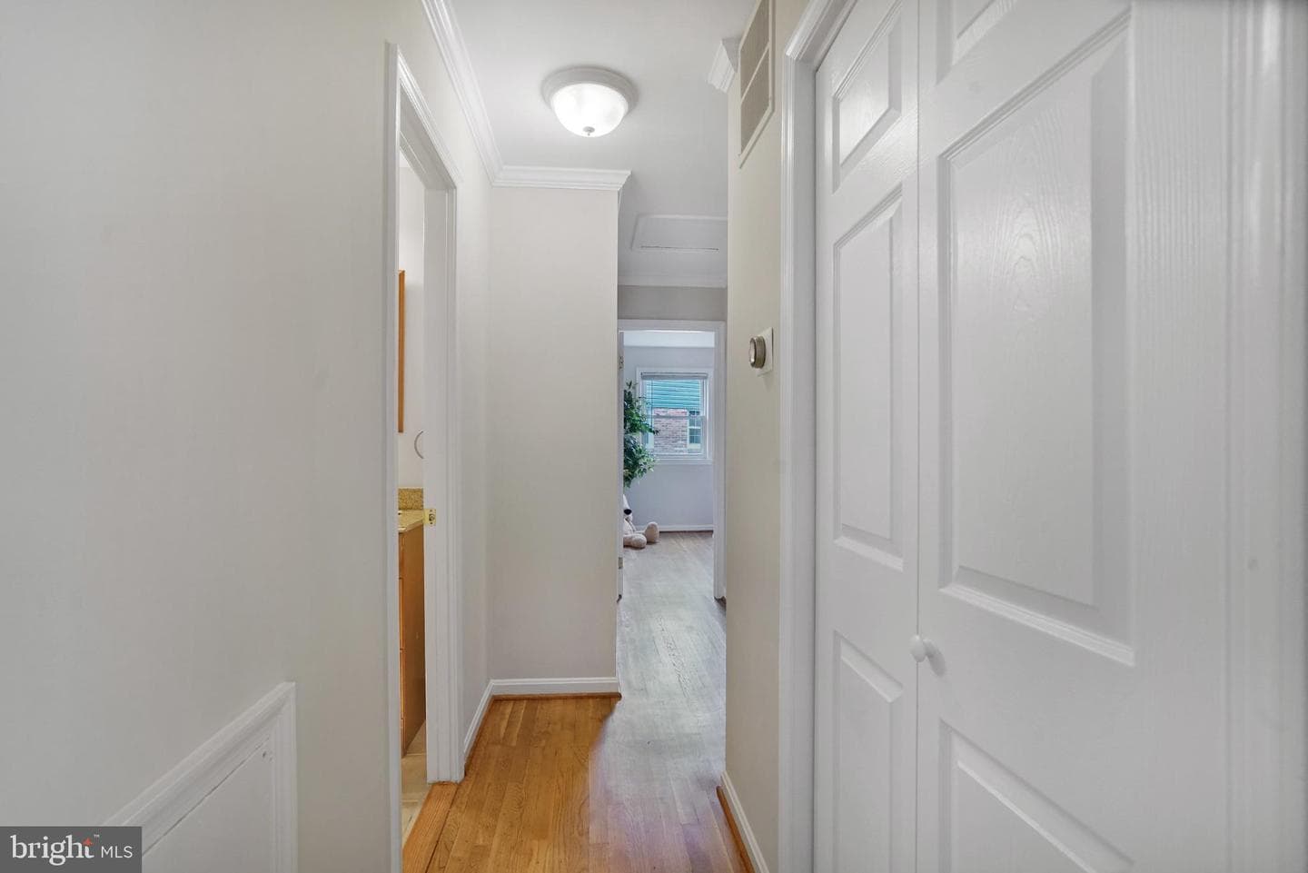 4217 N Valiant Court photo 30