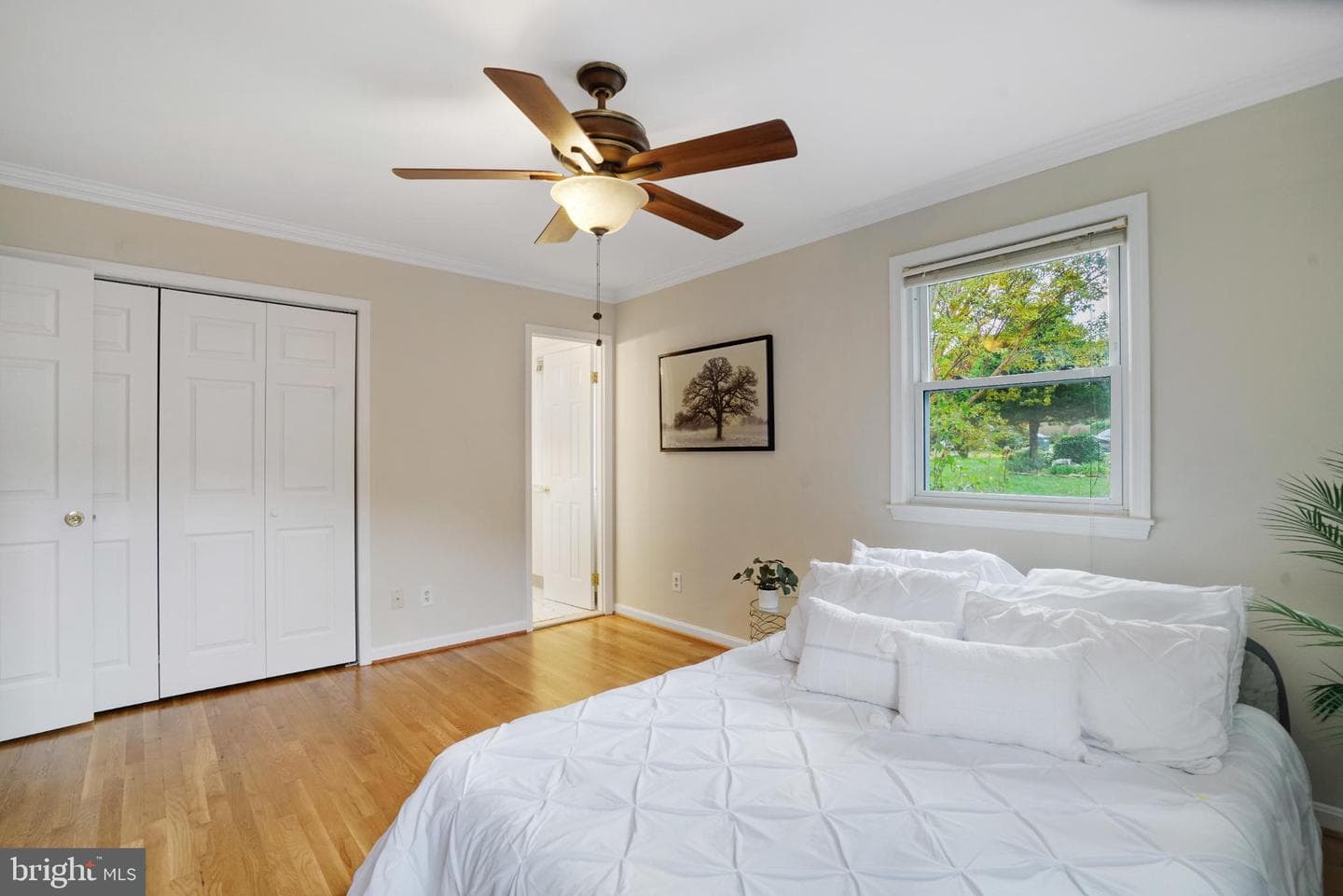 4217 N Valiant Court photo 33