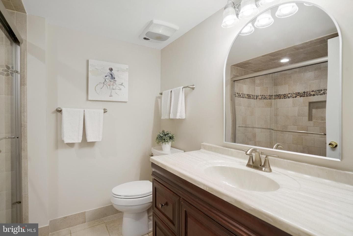 4217 N Valiant Court photo 56