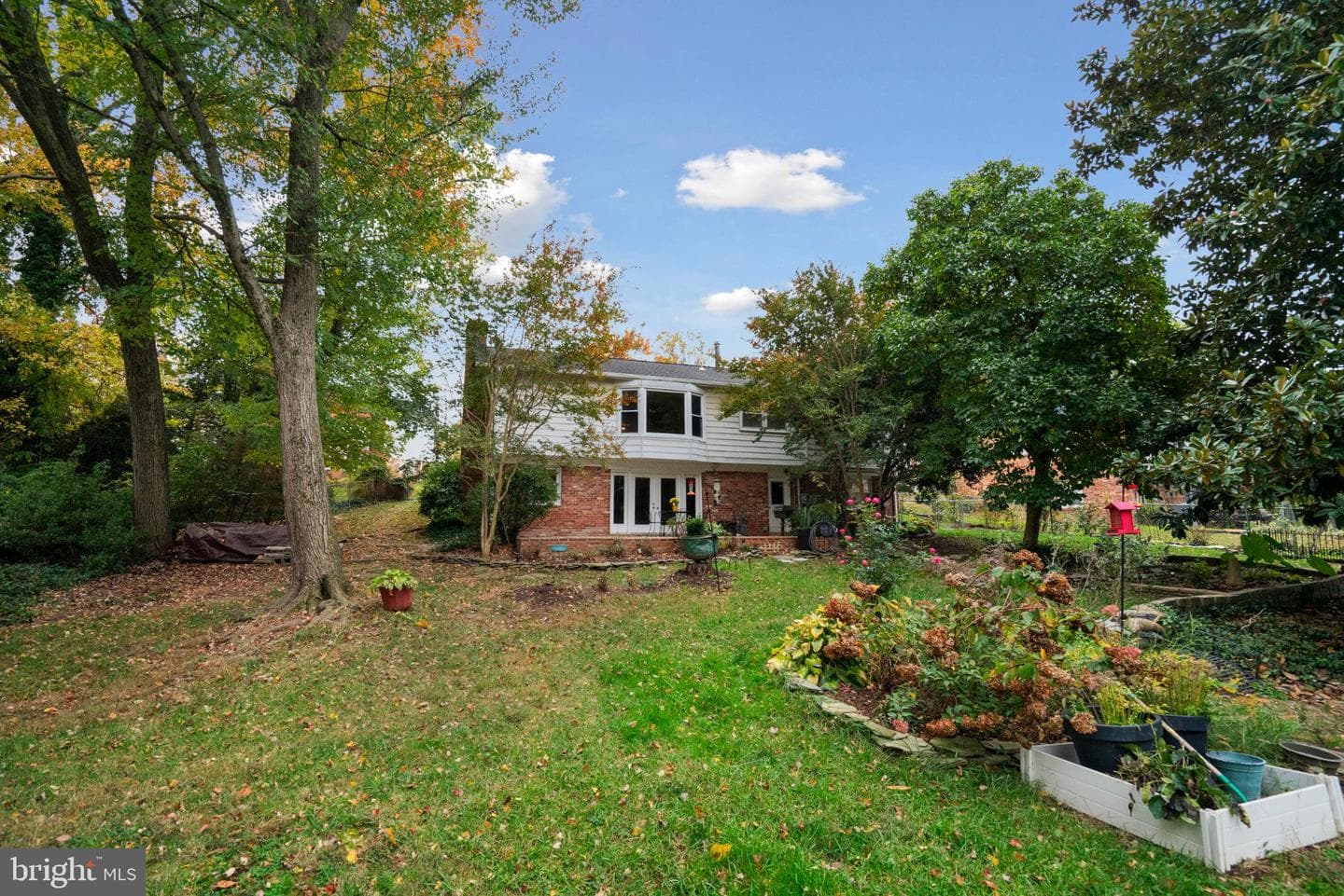4217 N Valiant Court photo 71