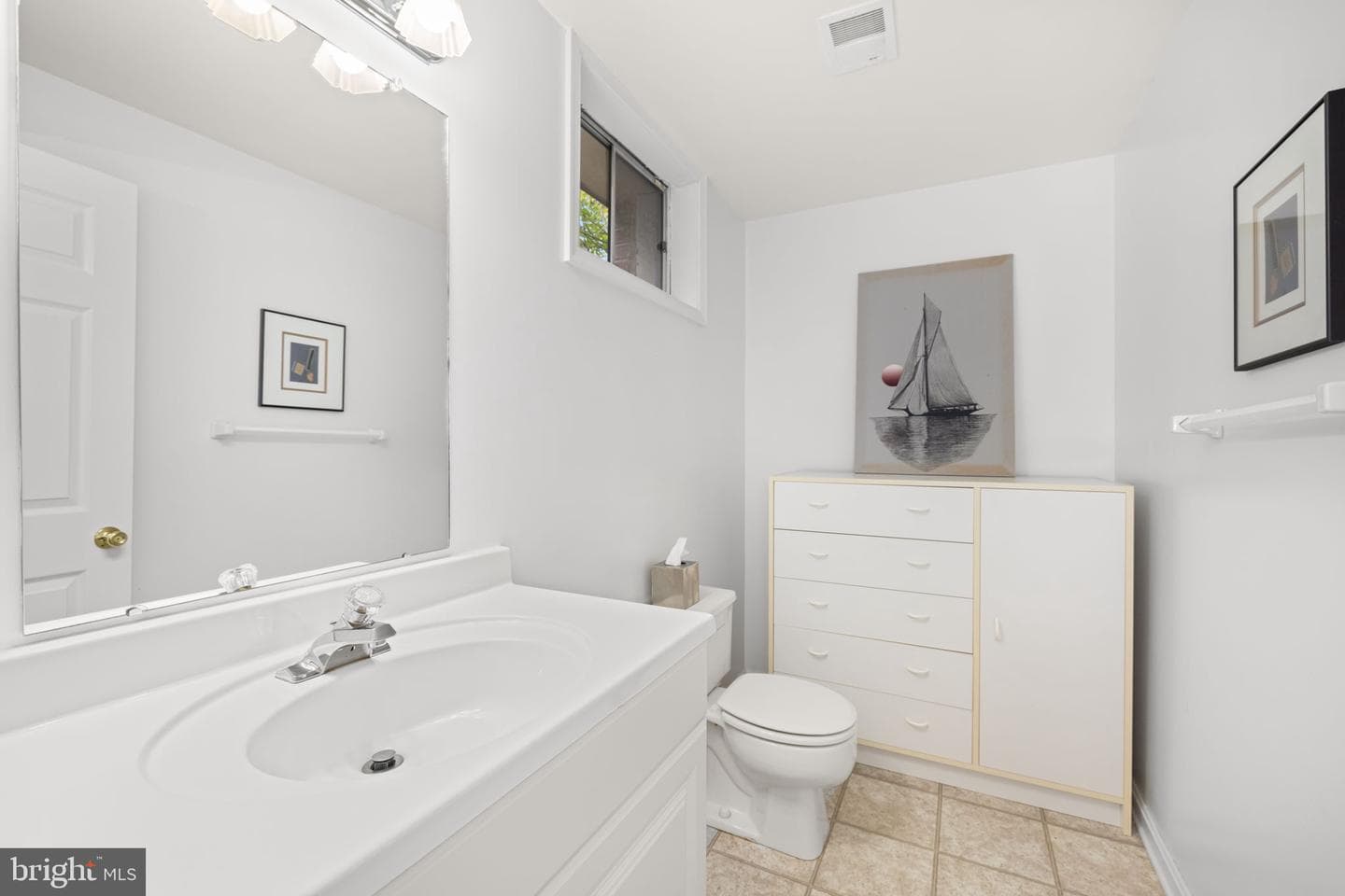1302 Clayborne House Court photo 30