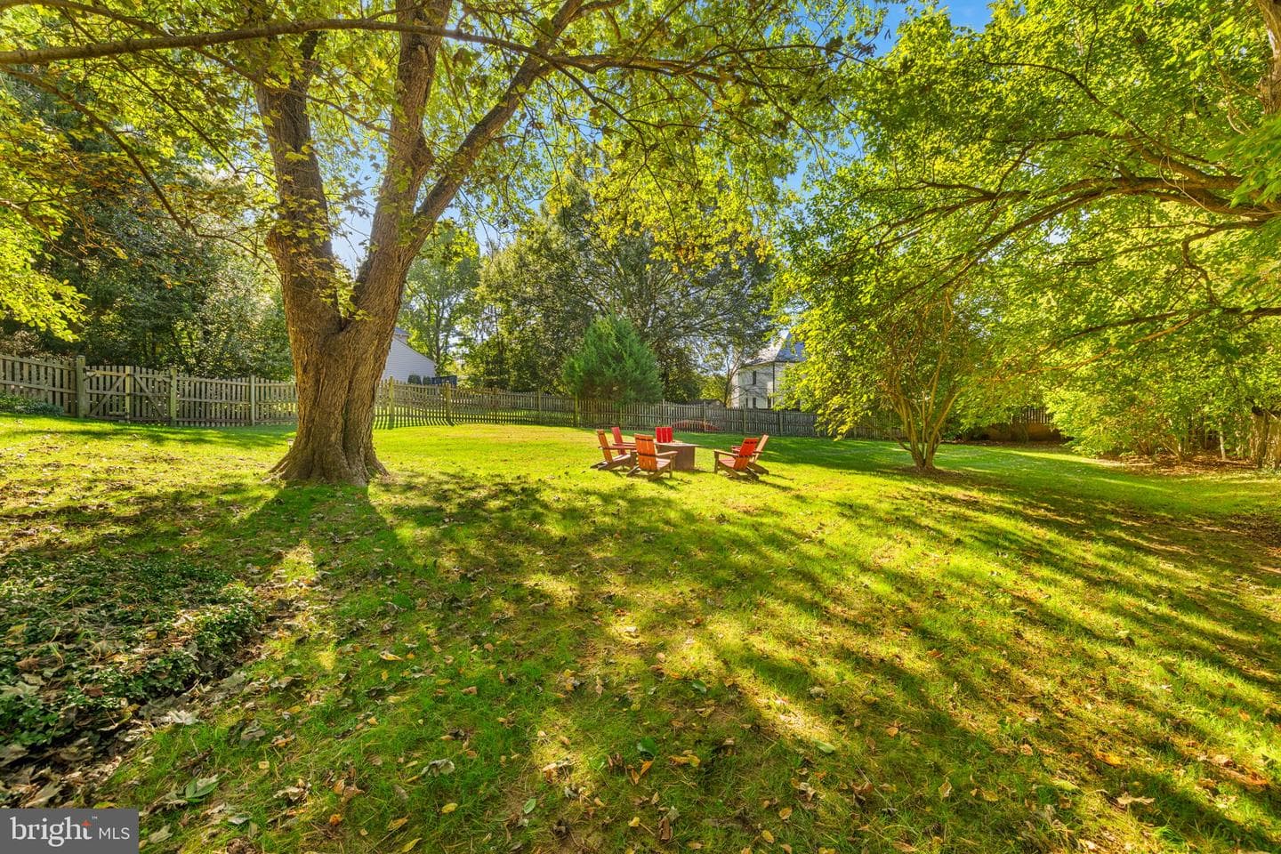 1302 Clayborne House Court photo 35