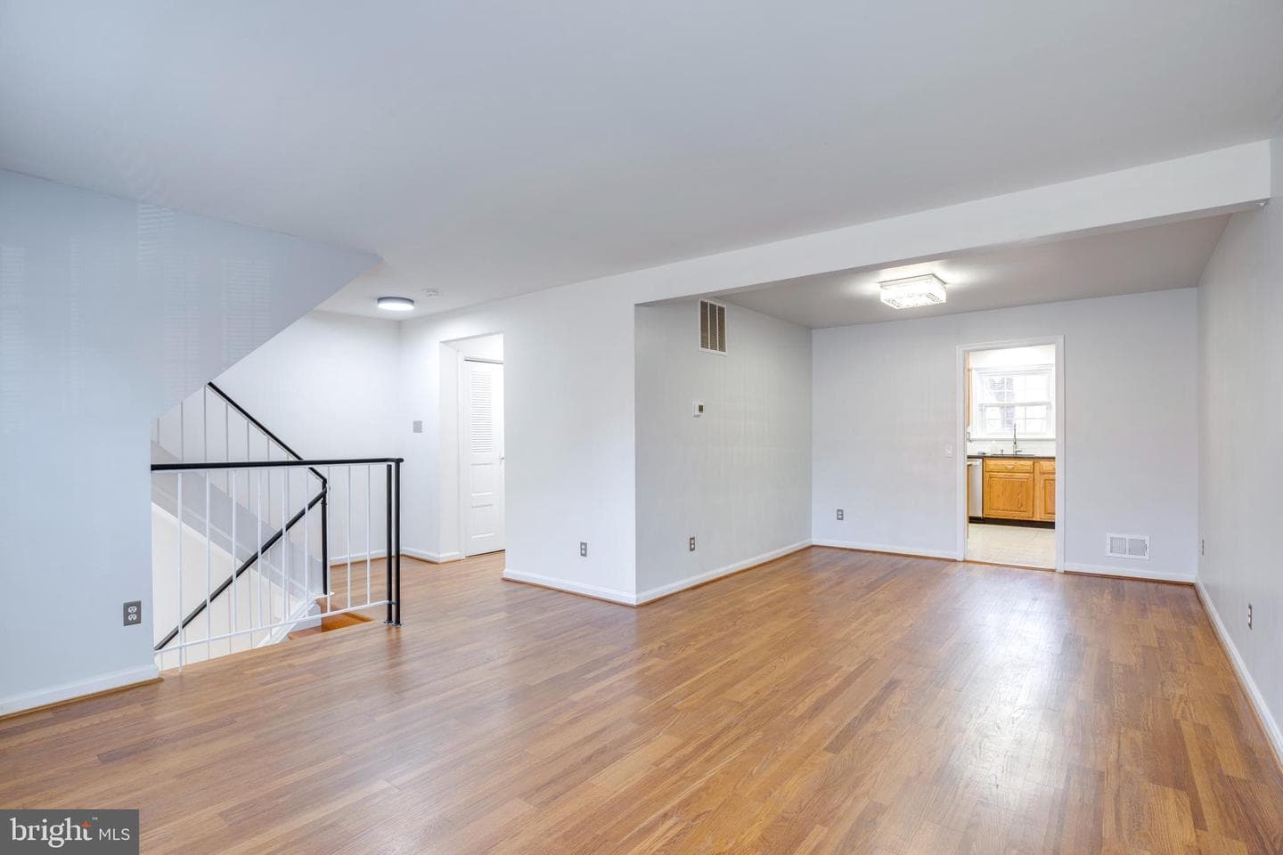 3201 White Flint Court photo 5