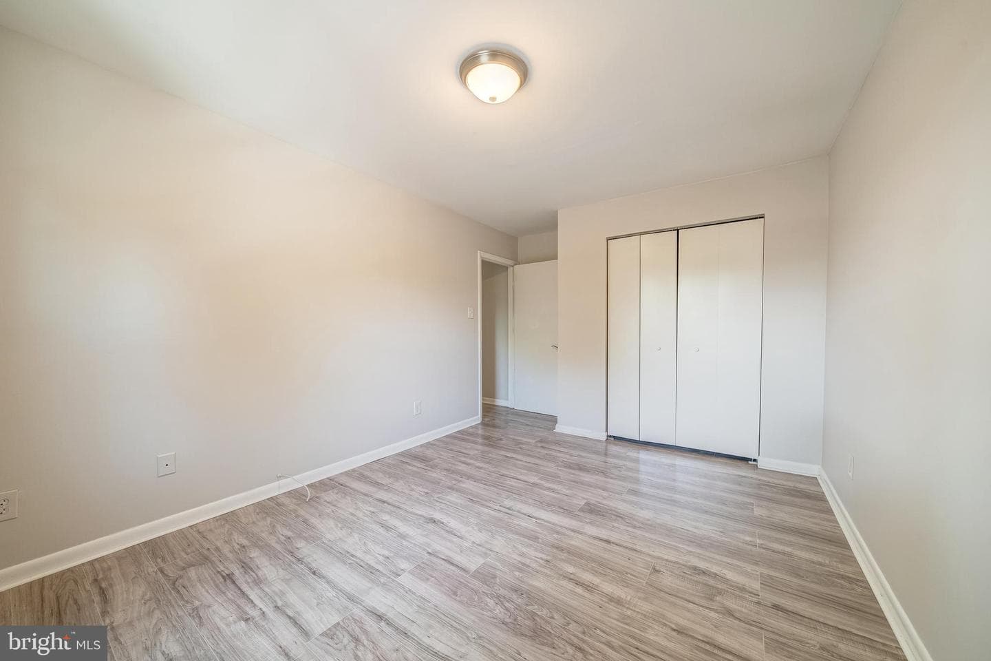 8322 Highcliffe Court photo 25