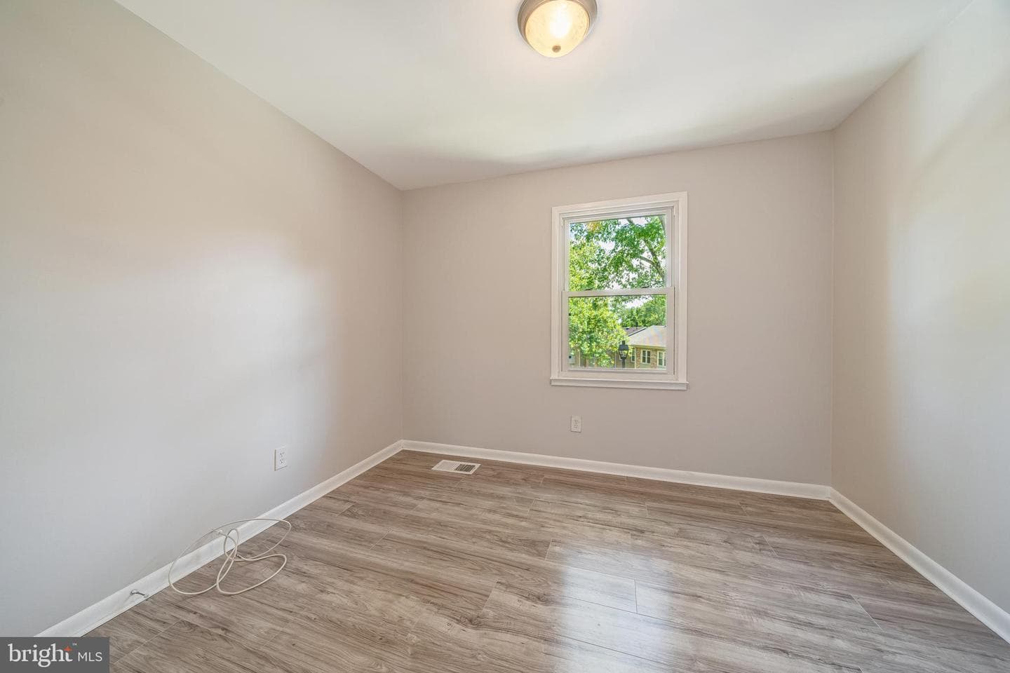 8322 Highcliffe Court photo 26