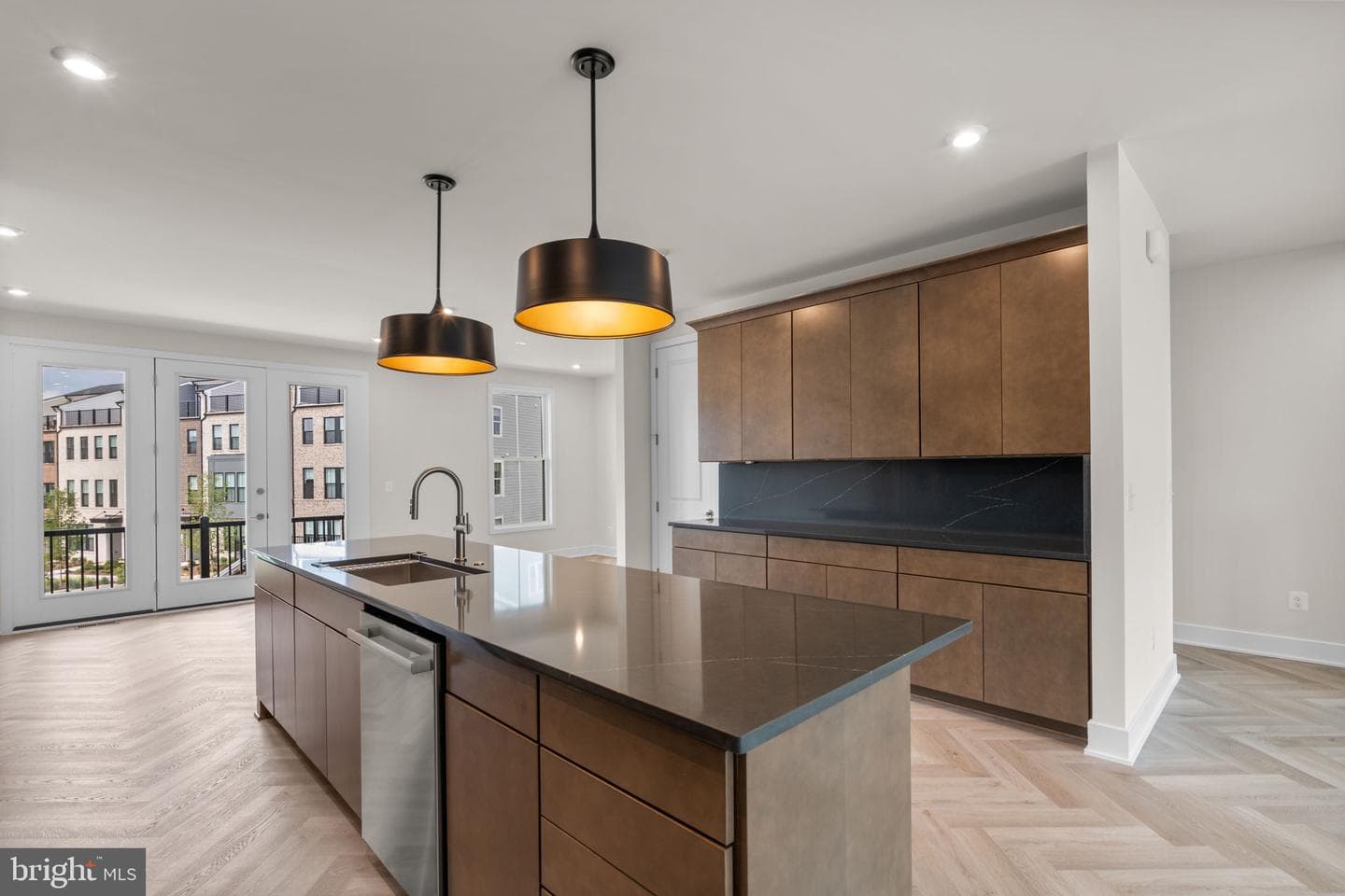 13724 Aviation Place photo 11