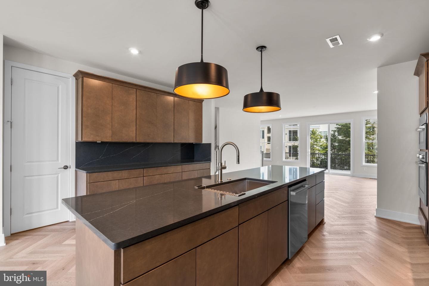 13724 Aviation Place photo 12