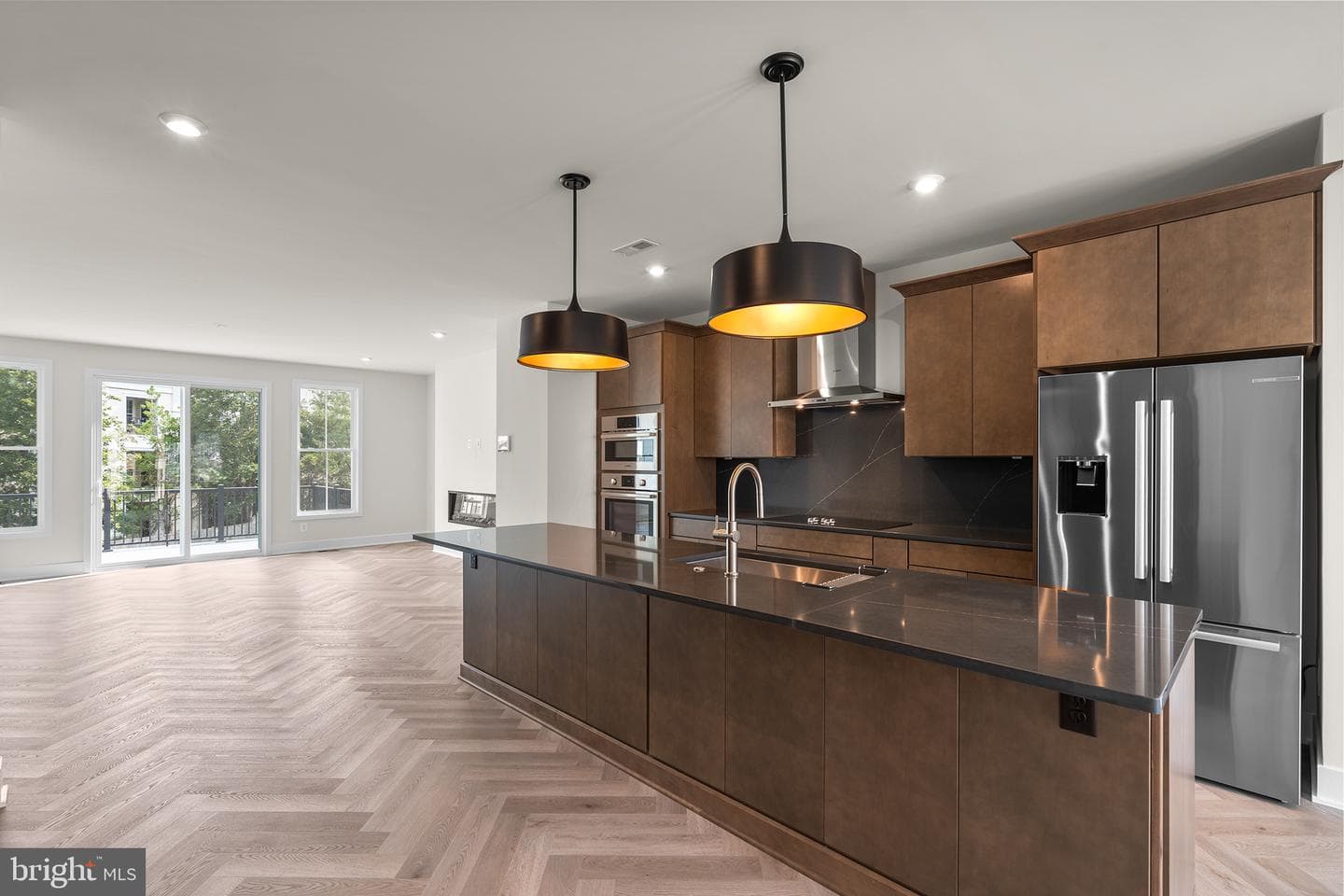 13724 Aviation Place photo 13