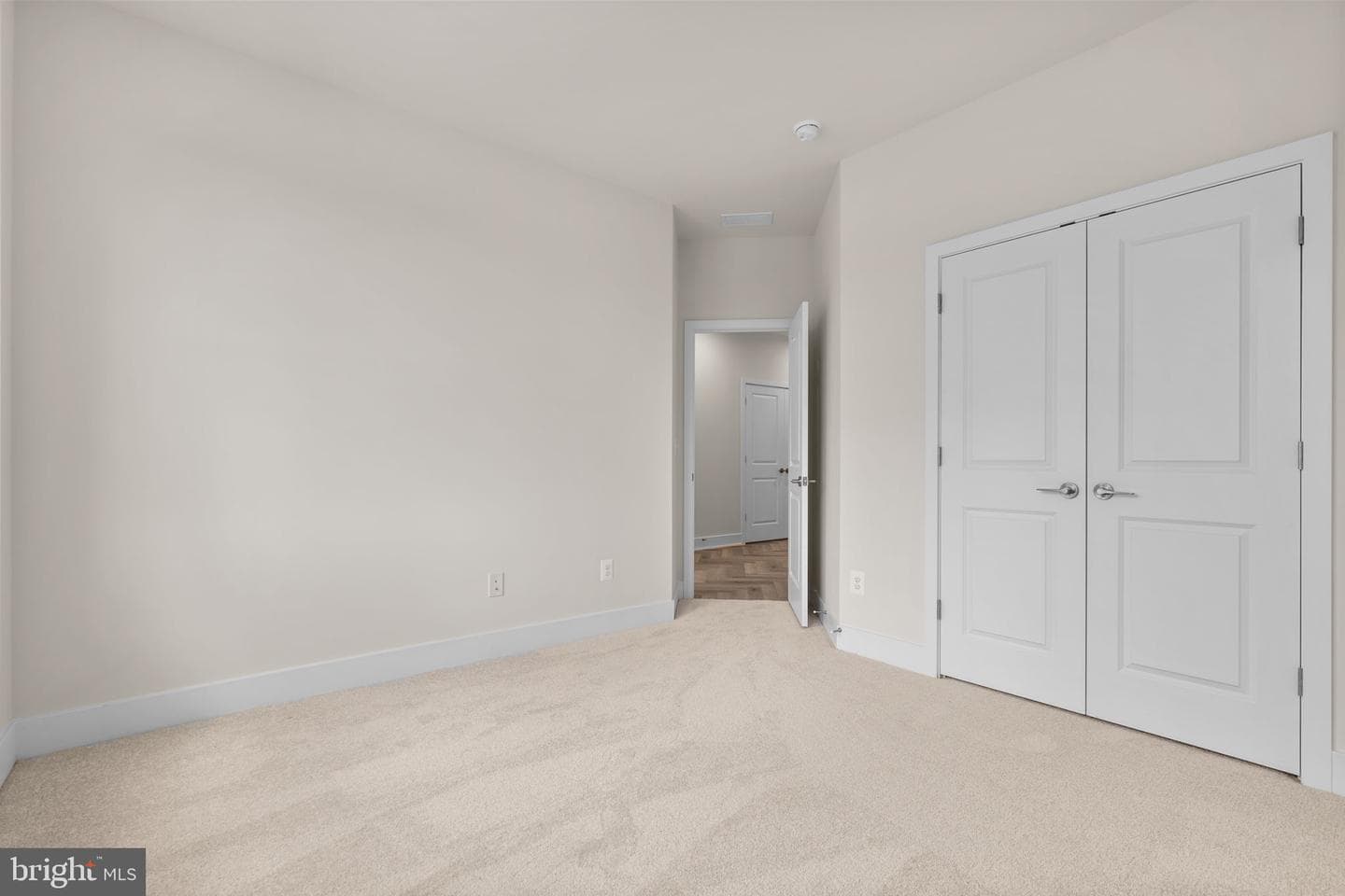 13724 Aviation Place photo 23