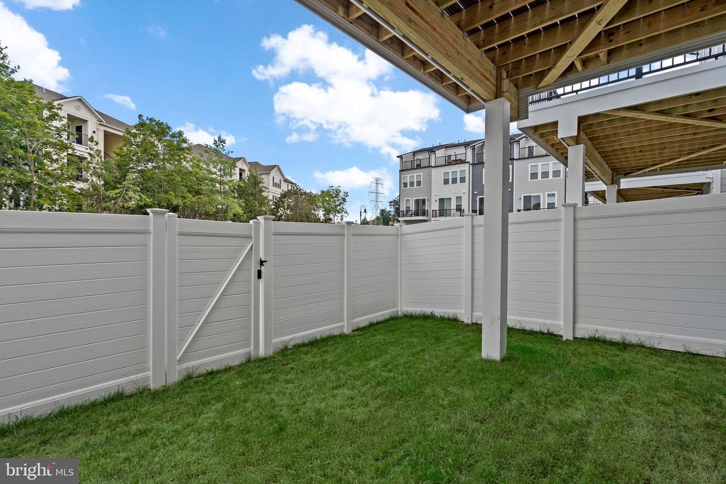 13724 Aviation Place photo 35