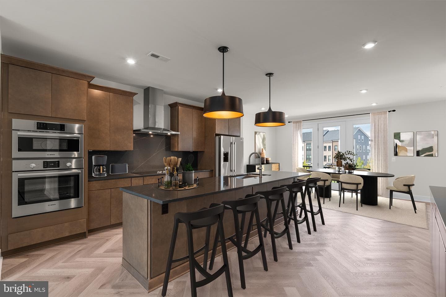 13724 Aviation Place photo 5