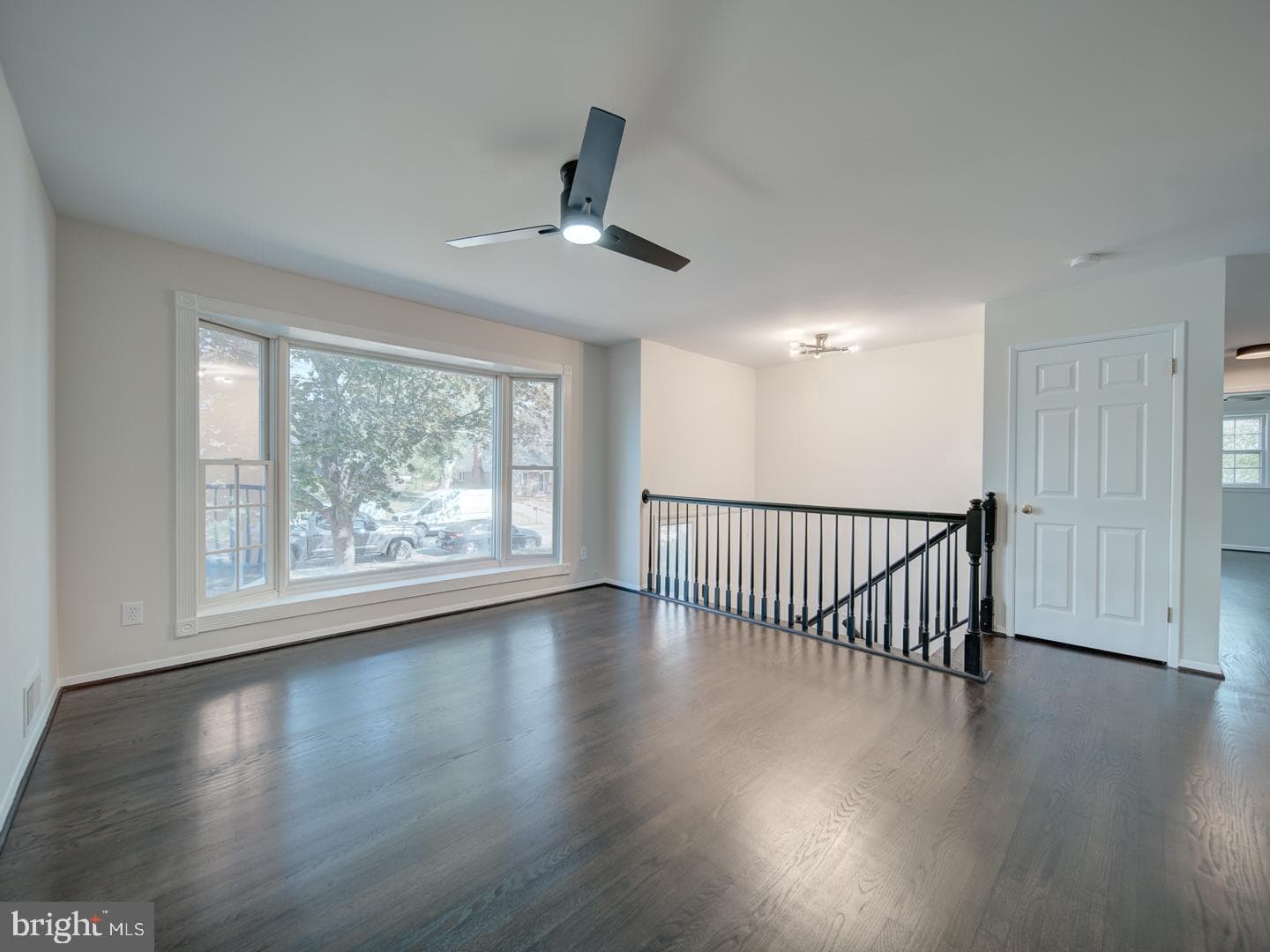 14725 Lock Drive photo 4