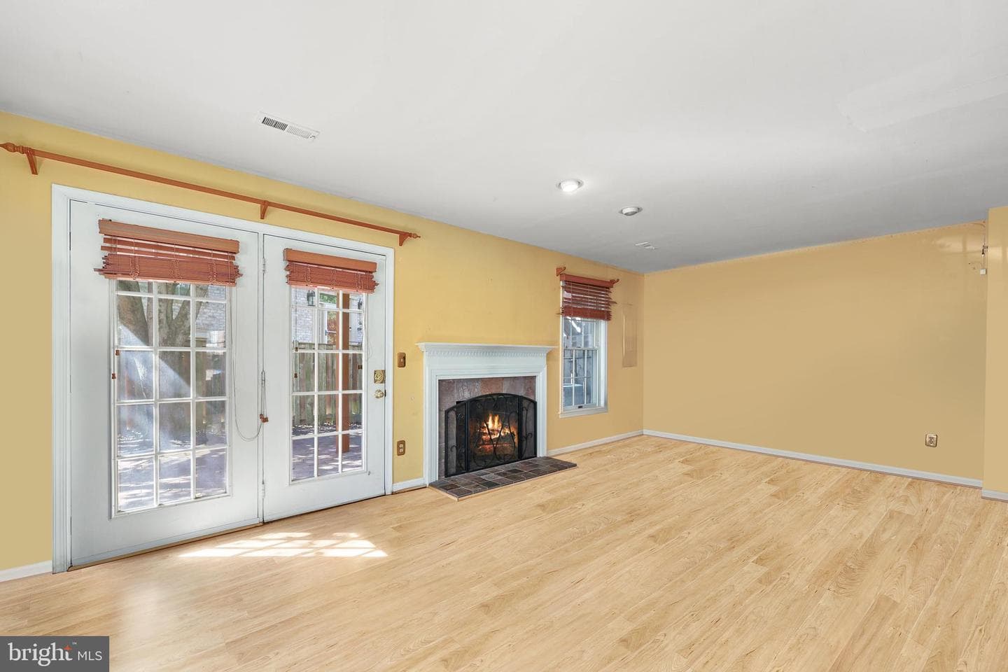 5127 Woodfield Drive photo 28
