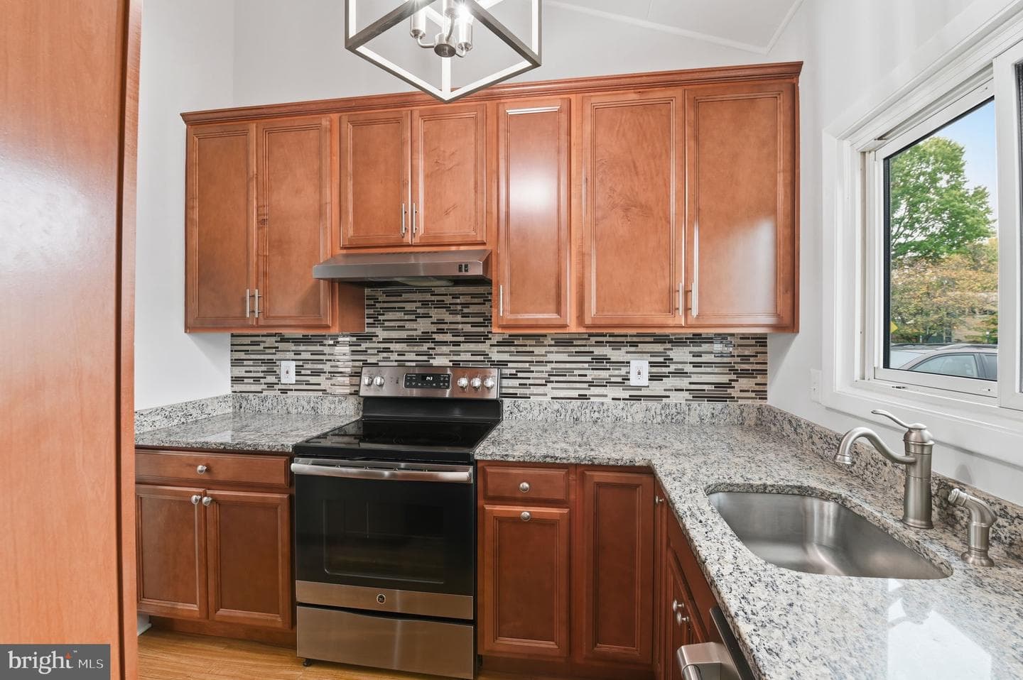 6018 Regents Park Road photo 12