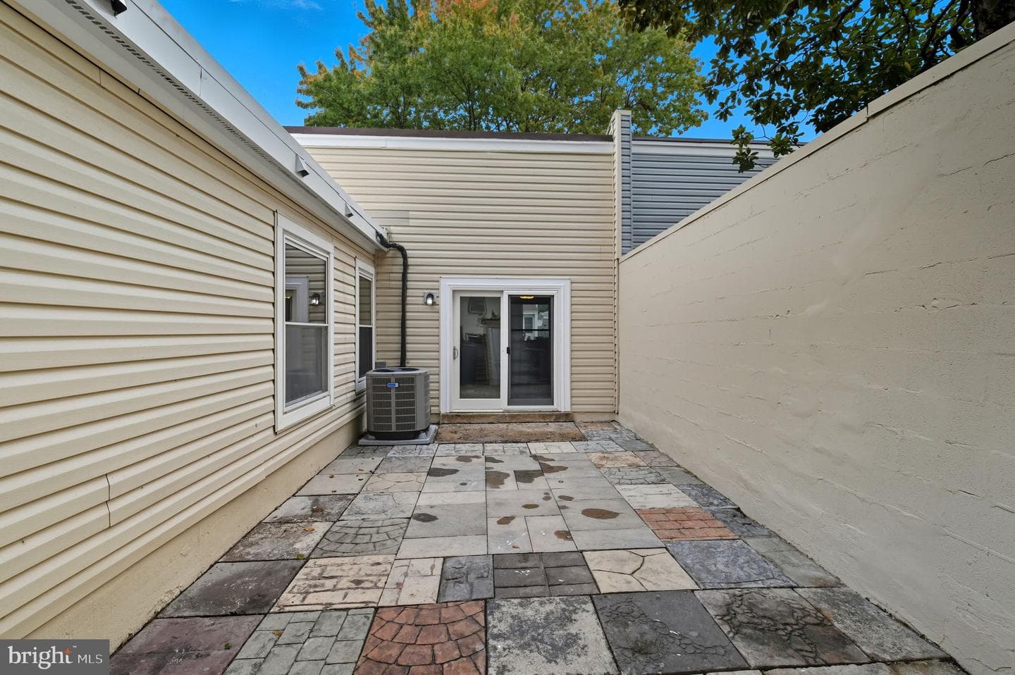 6018 Regents Park Road photo 36
