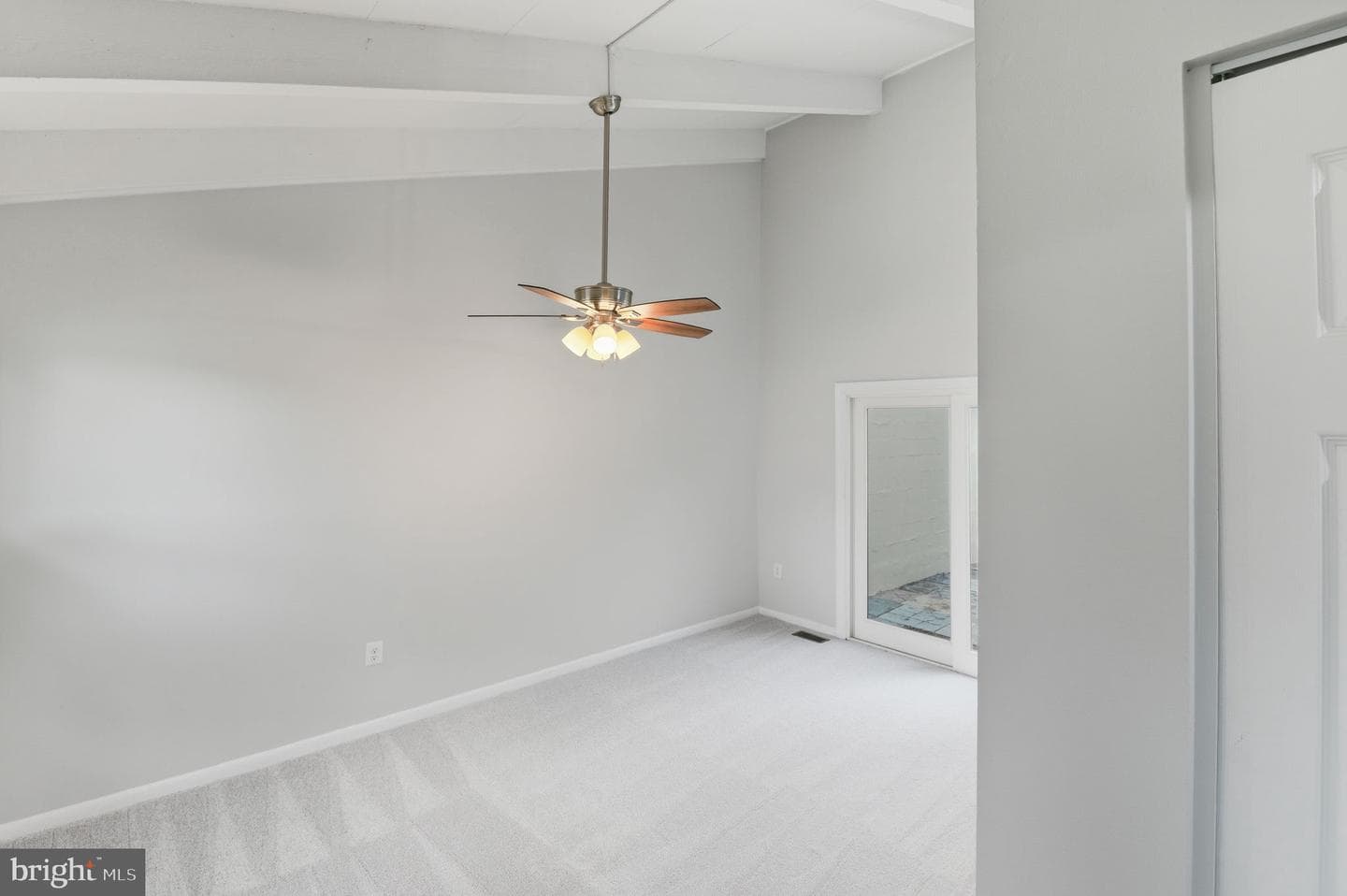 6018 Regents Park Road photo 6