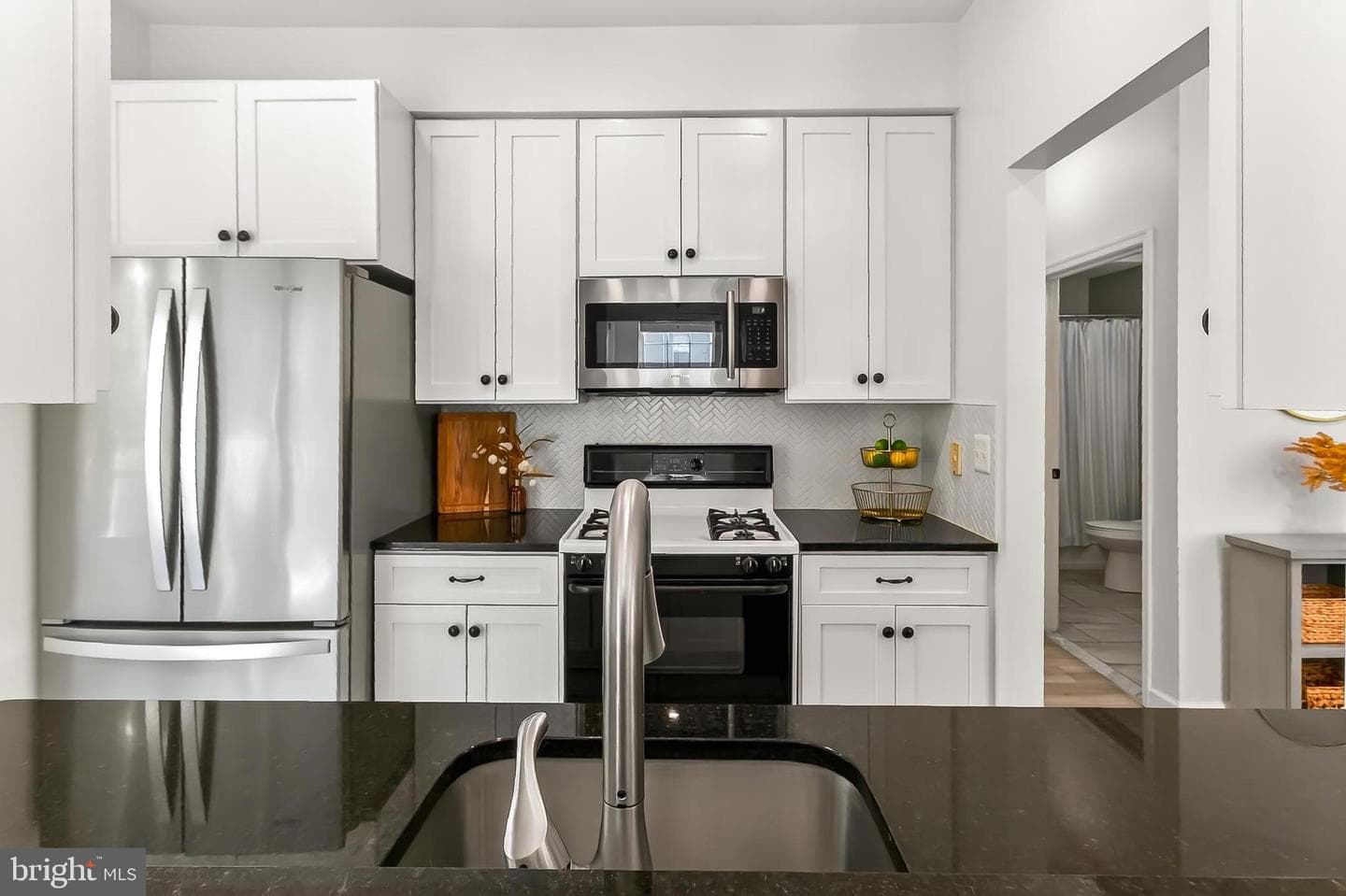 5963 Founders Hill Drive #101 photo 15