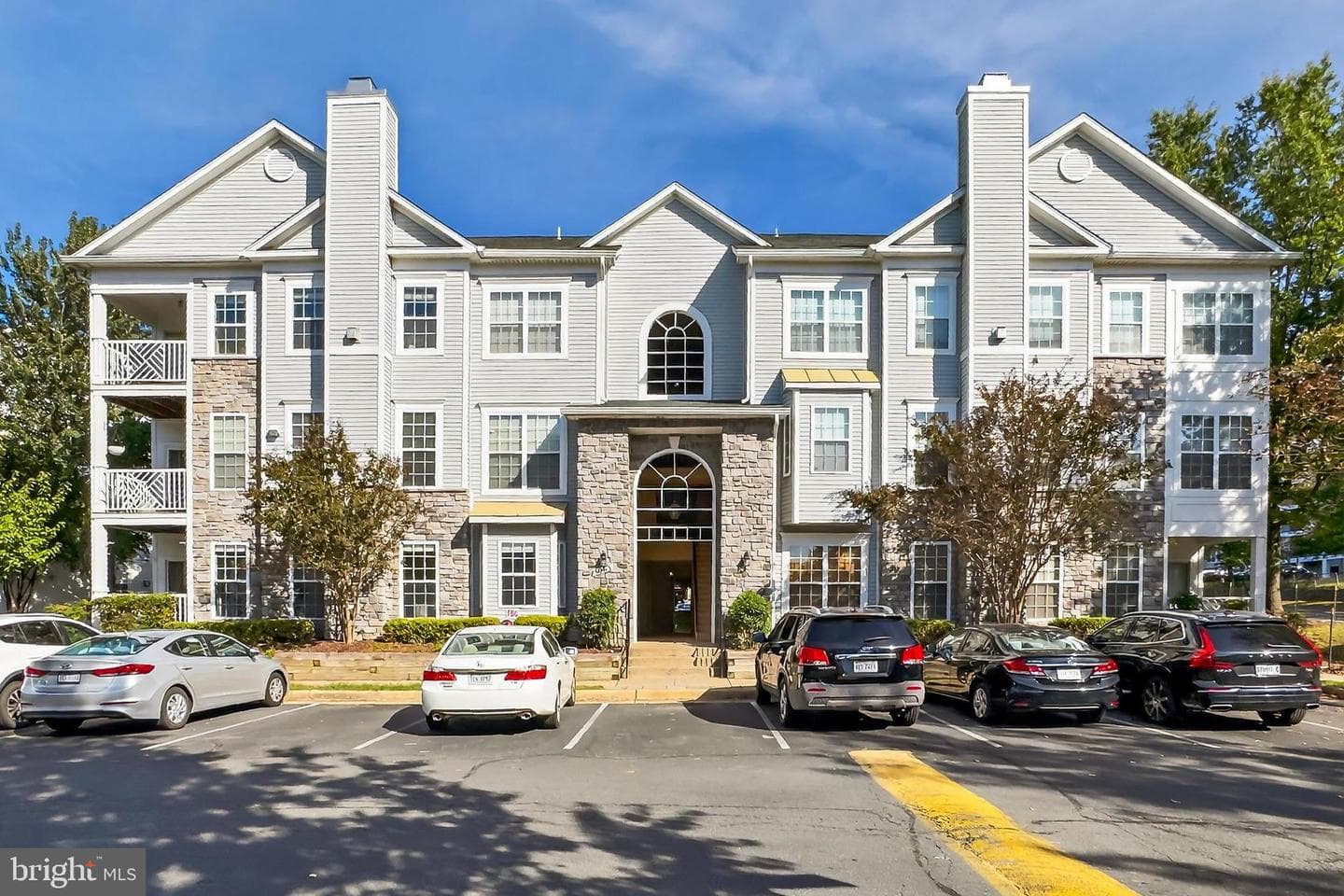 5963 Founders Hill Drive #101 photo 2