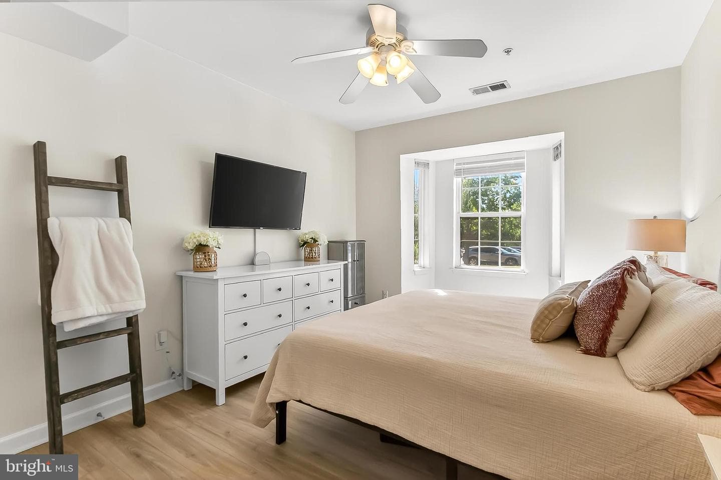 5963 Founders Hill Drive #101 photo 23