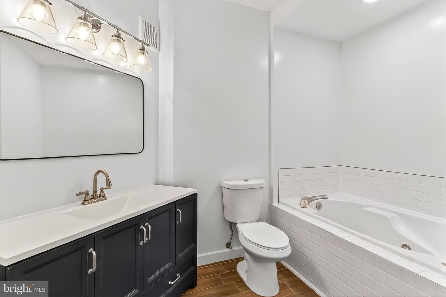 5963 Founders Hill Drive #101 photo 27