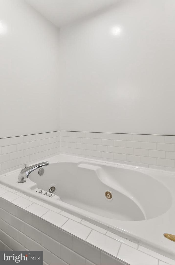 5963 Founders Hill Drive #101 photo 28