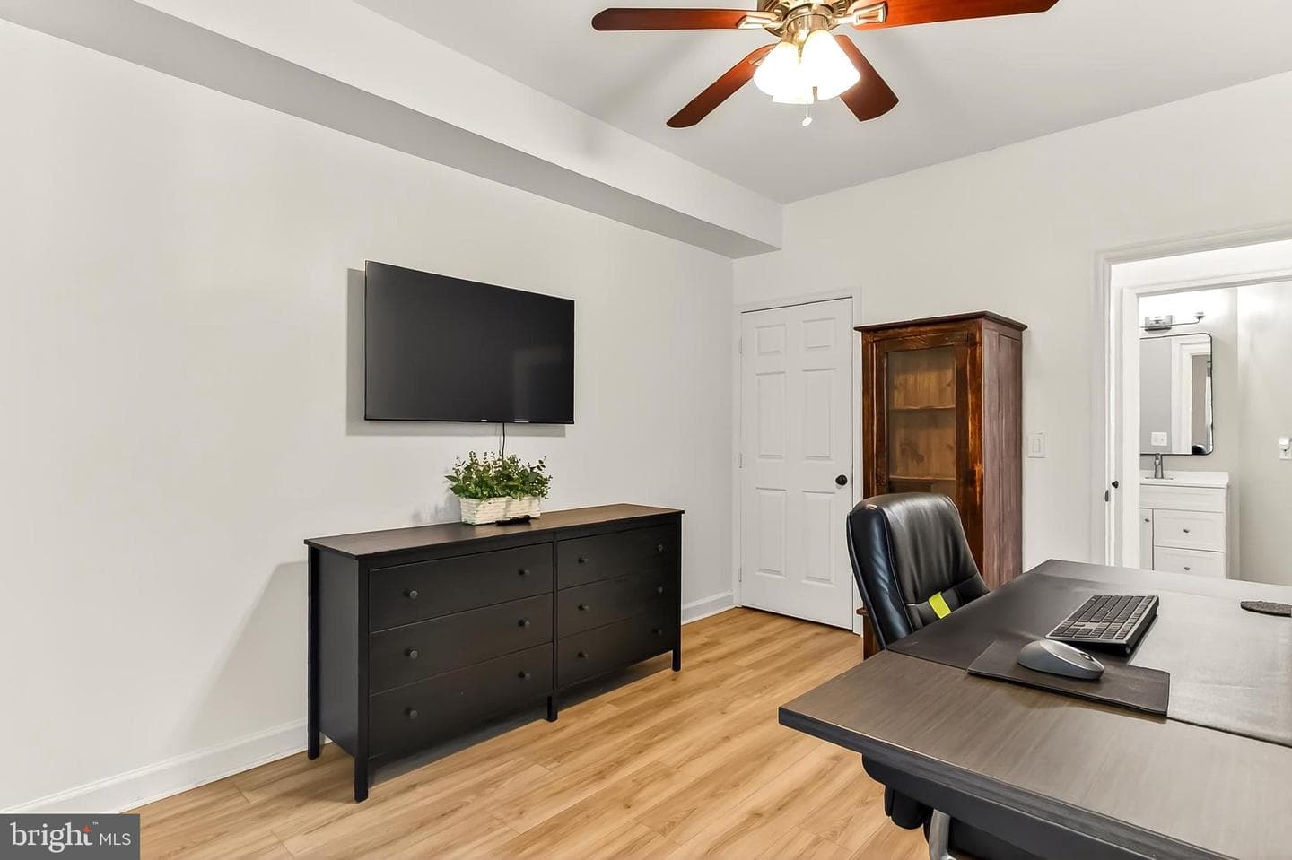 5963 Founders Hill Drive #101 photo 32