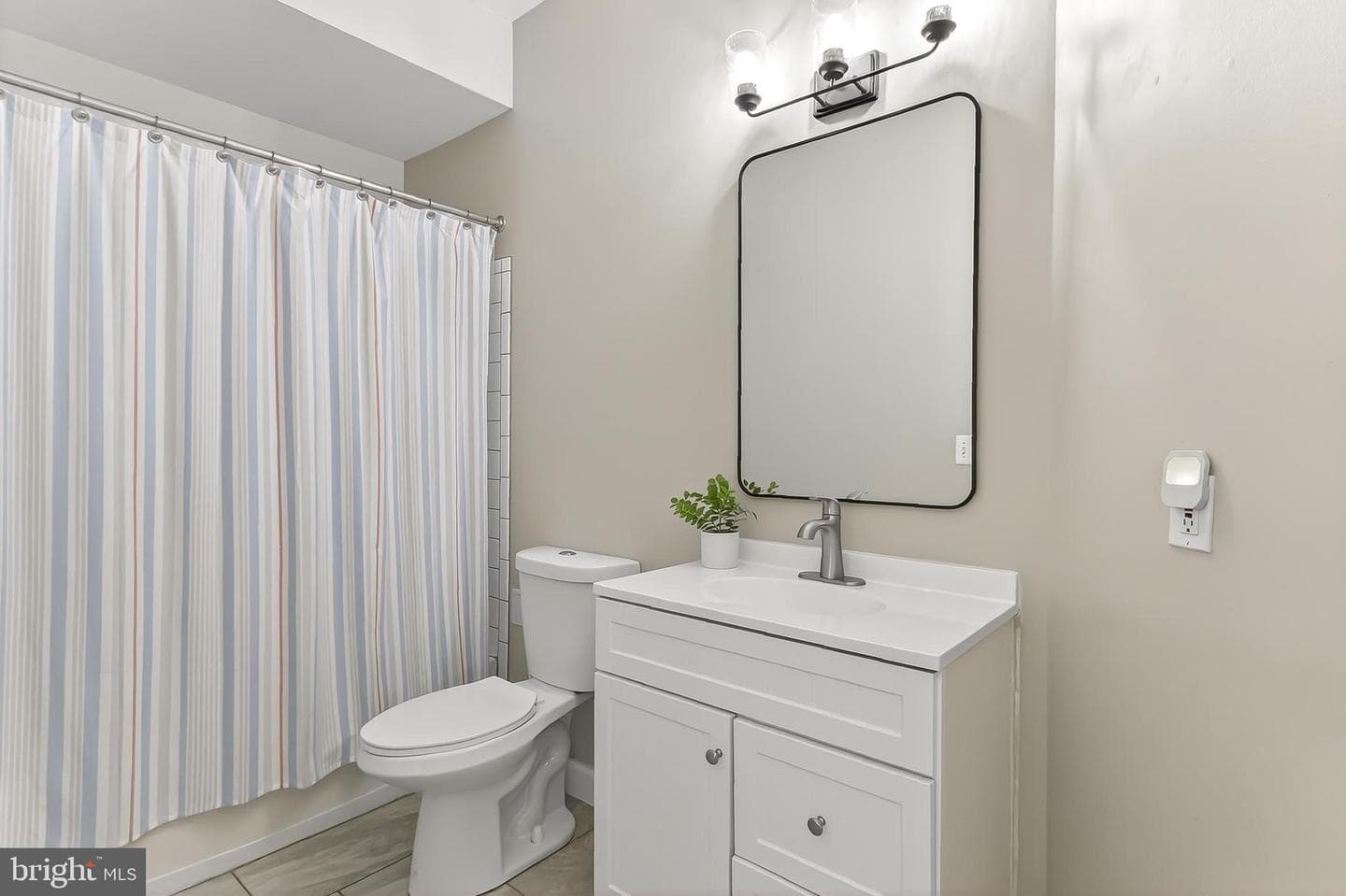 5963 Founders Hill Drive #101 photo 33