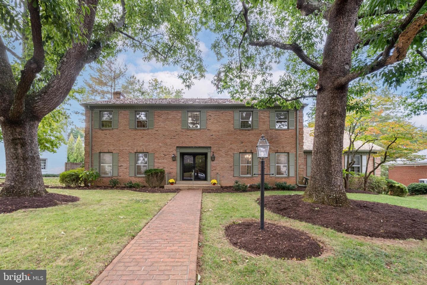 1224 Perry William Drive photo 1