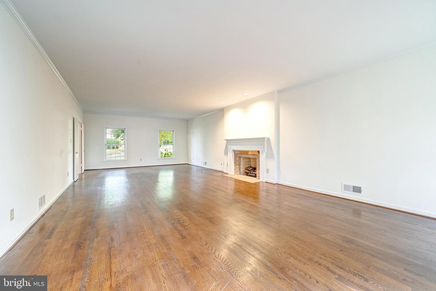 1224 Perry William Drive photo 9