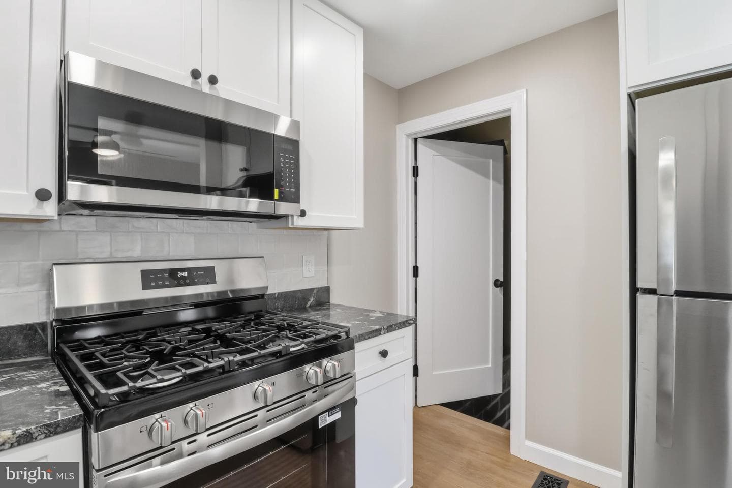 2101 Arlington Terrace photo 12